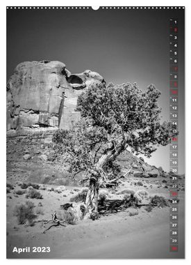 CALVENDO Wandkalender MONUMENT VALLEY Westernkulisse in schwarzweiß (Premium, hochwertiger DIN A2 Wandkalender 2023, Kunstdruck in Hochglanz)