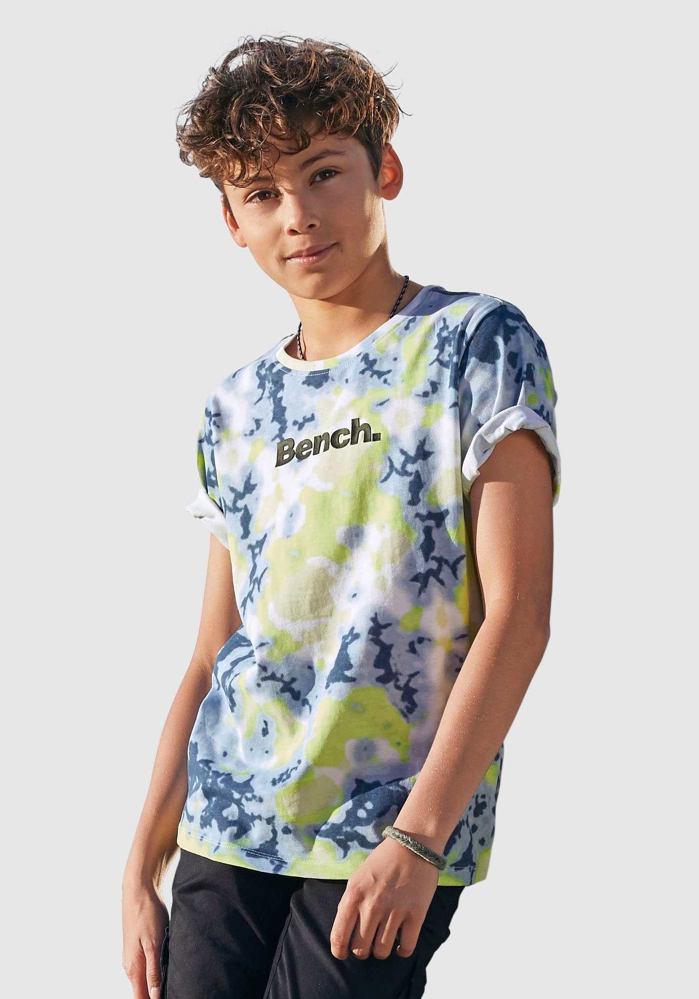 Bench. T-Shirt »Batik-Druck« online kaufen | OTTO