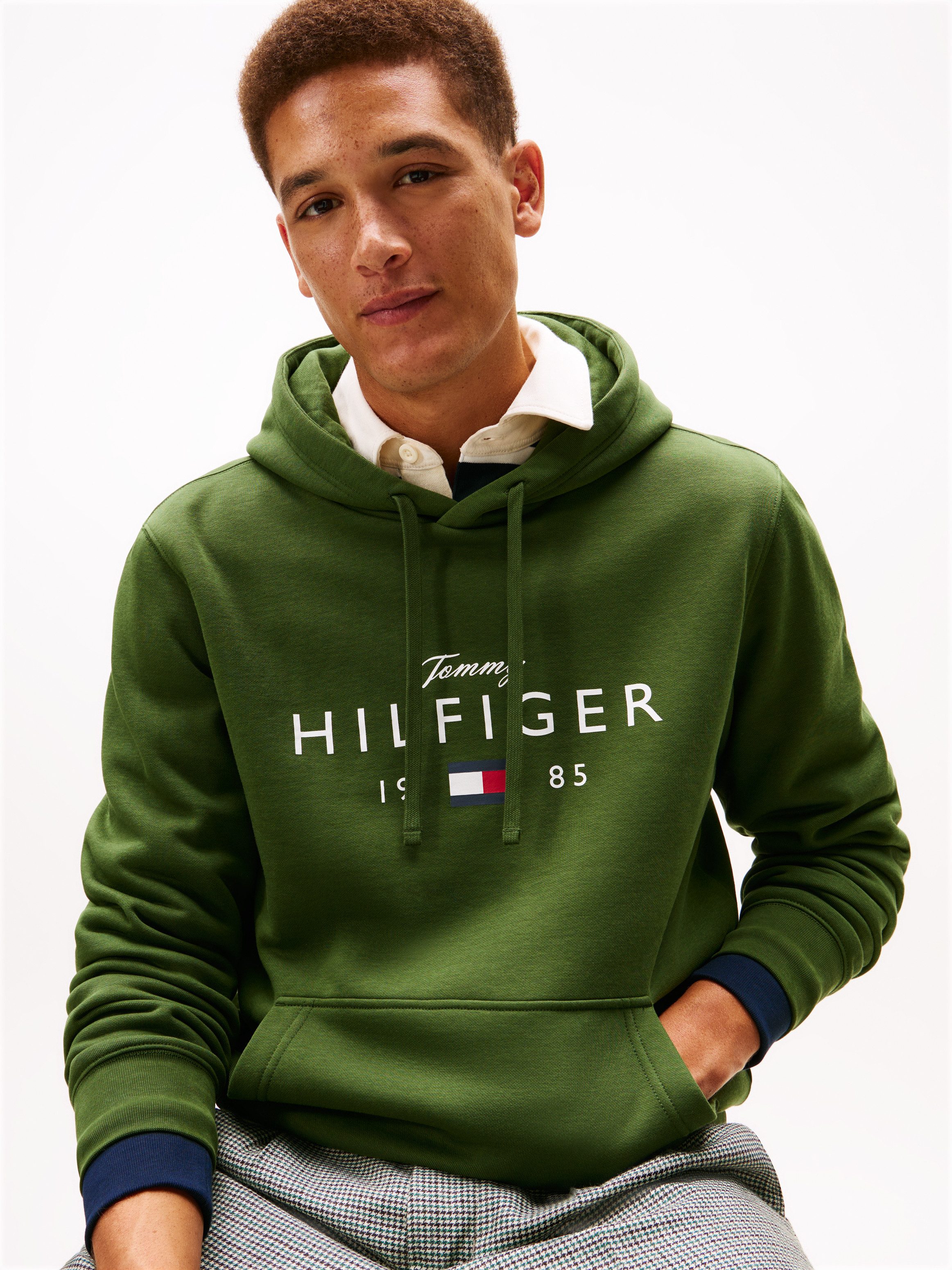 Tommy Hilfiger Hoodie BRAND LOVE BIG HILFIGER mit Logo-Grafik, normale Pass günstig online kaufen