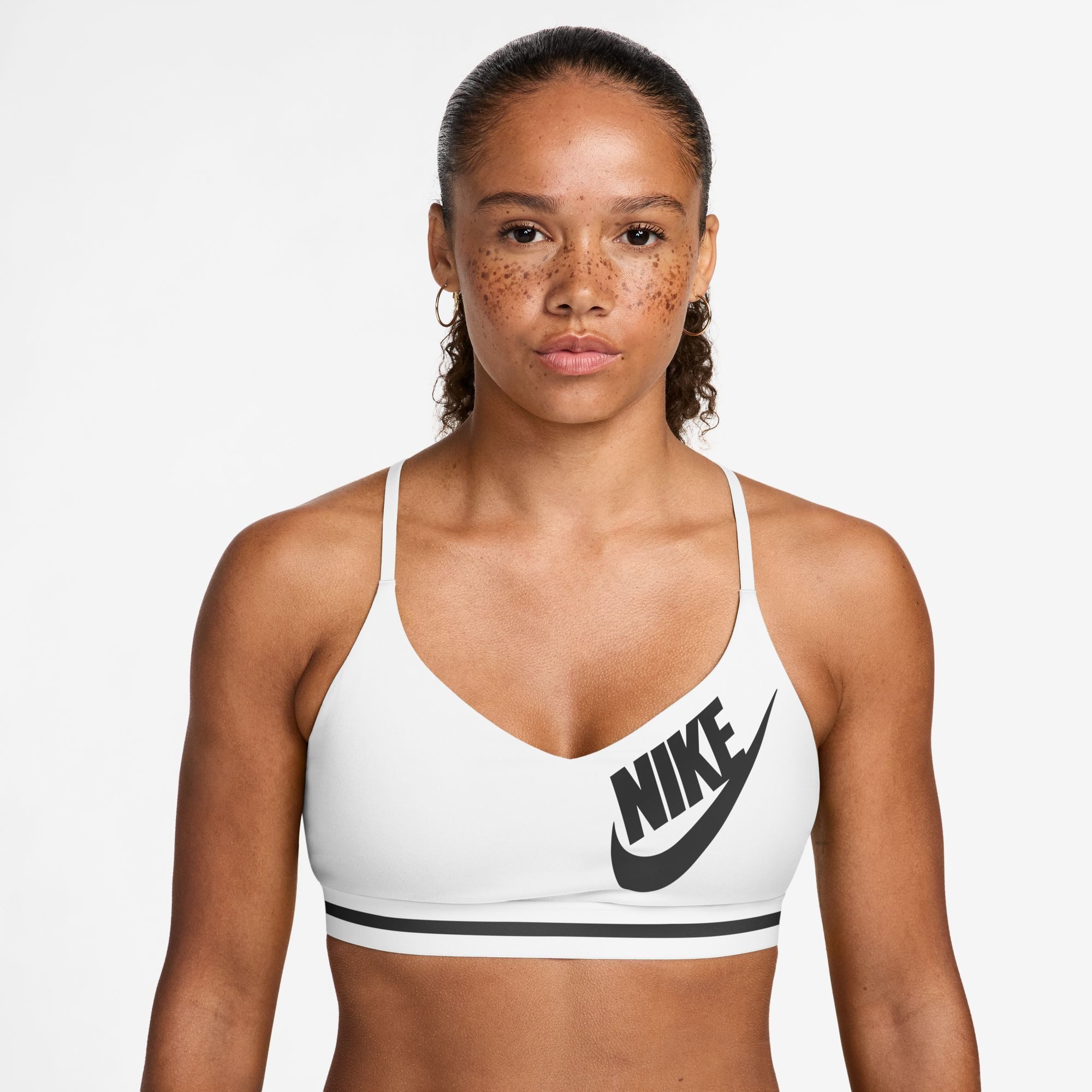 Nike Sport-BH W NK INDY LS LOGO BRA mit hohem Elasthananteil, aus Polyester und Elasthan