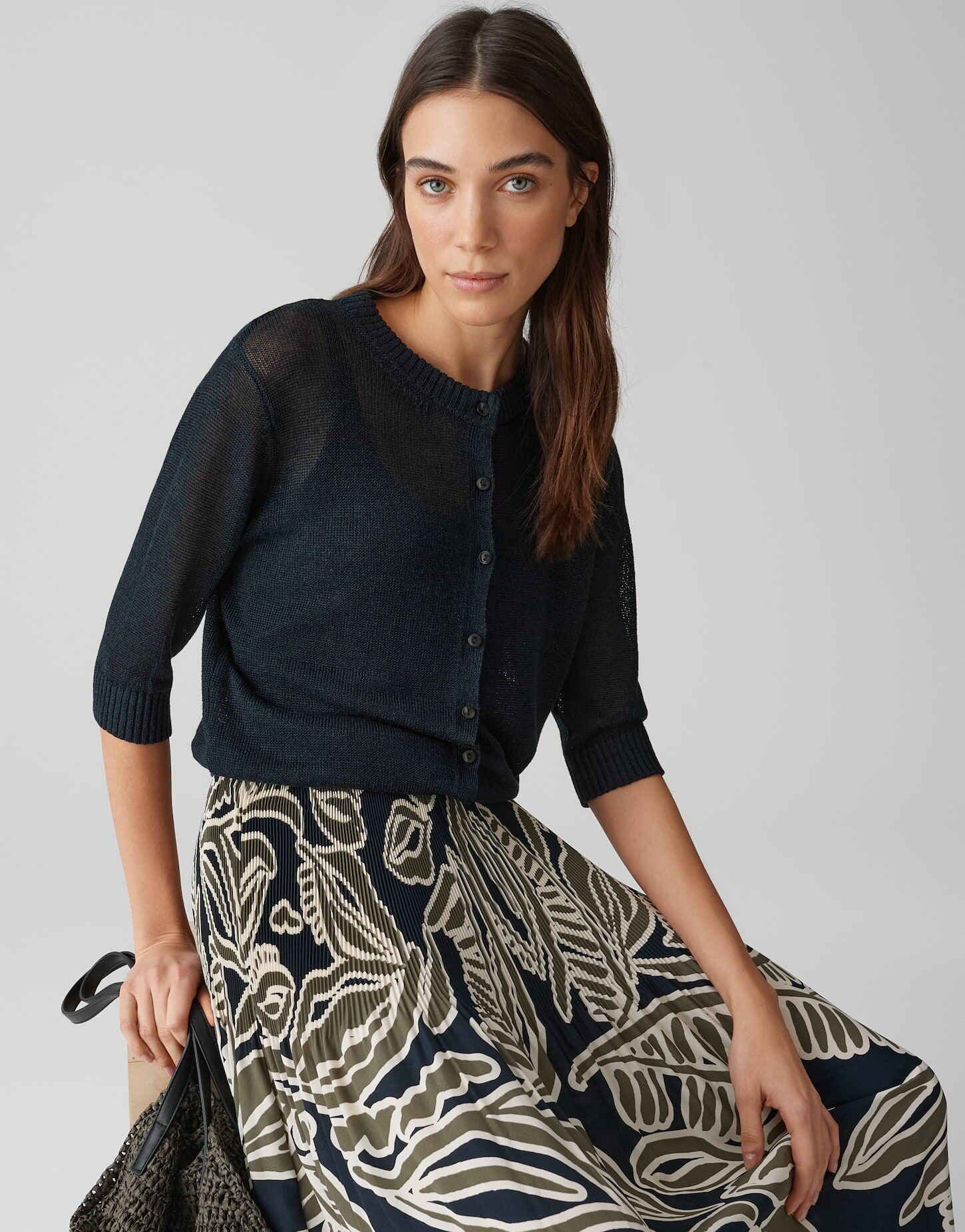 OPUS Strickjacke DATINA Slim softer Feinstrick-Klassiker