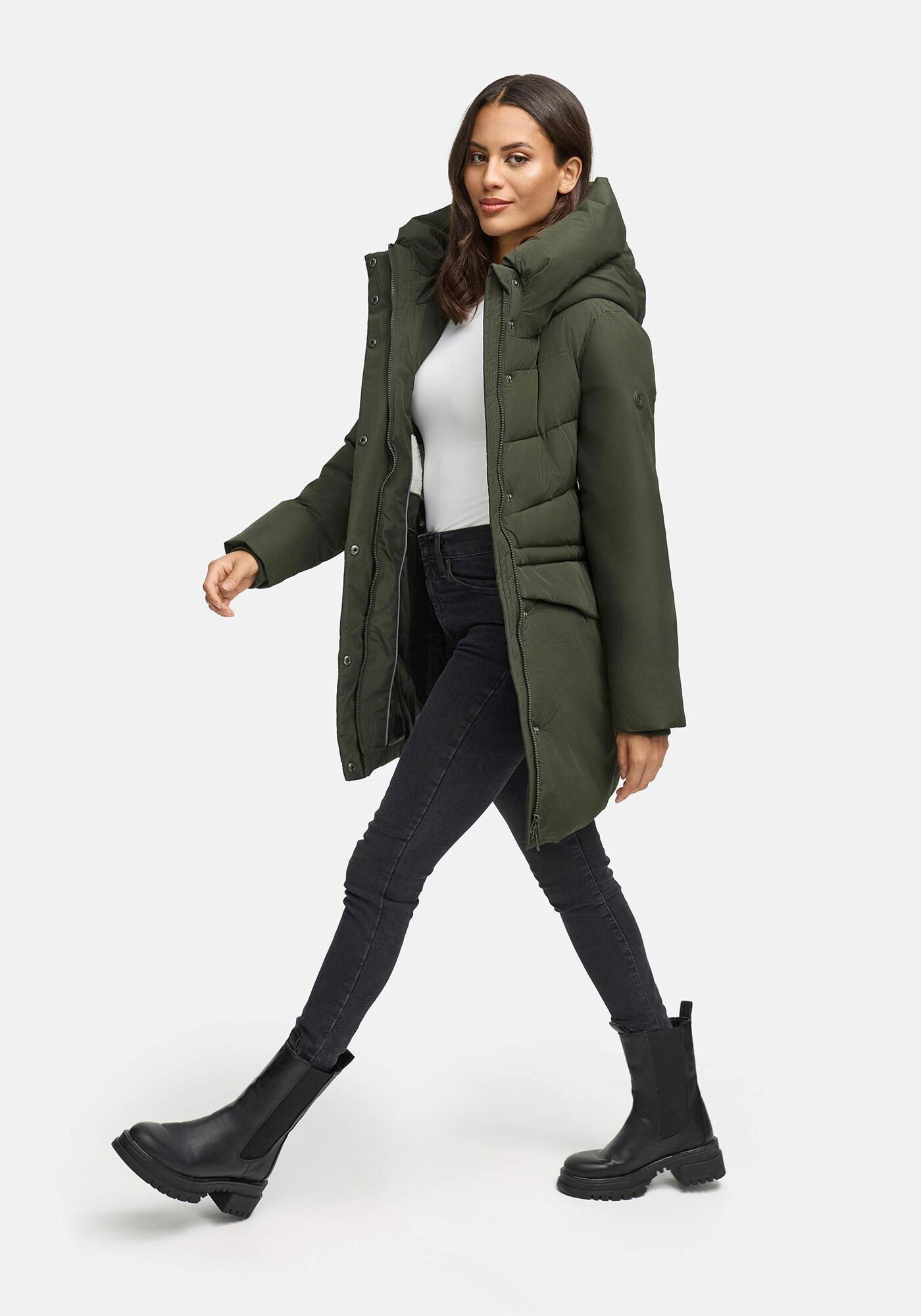 Marikoo Winterjacke Delilah mit kuschelig warmem Teddyfleece und hohem Kragen