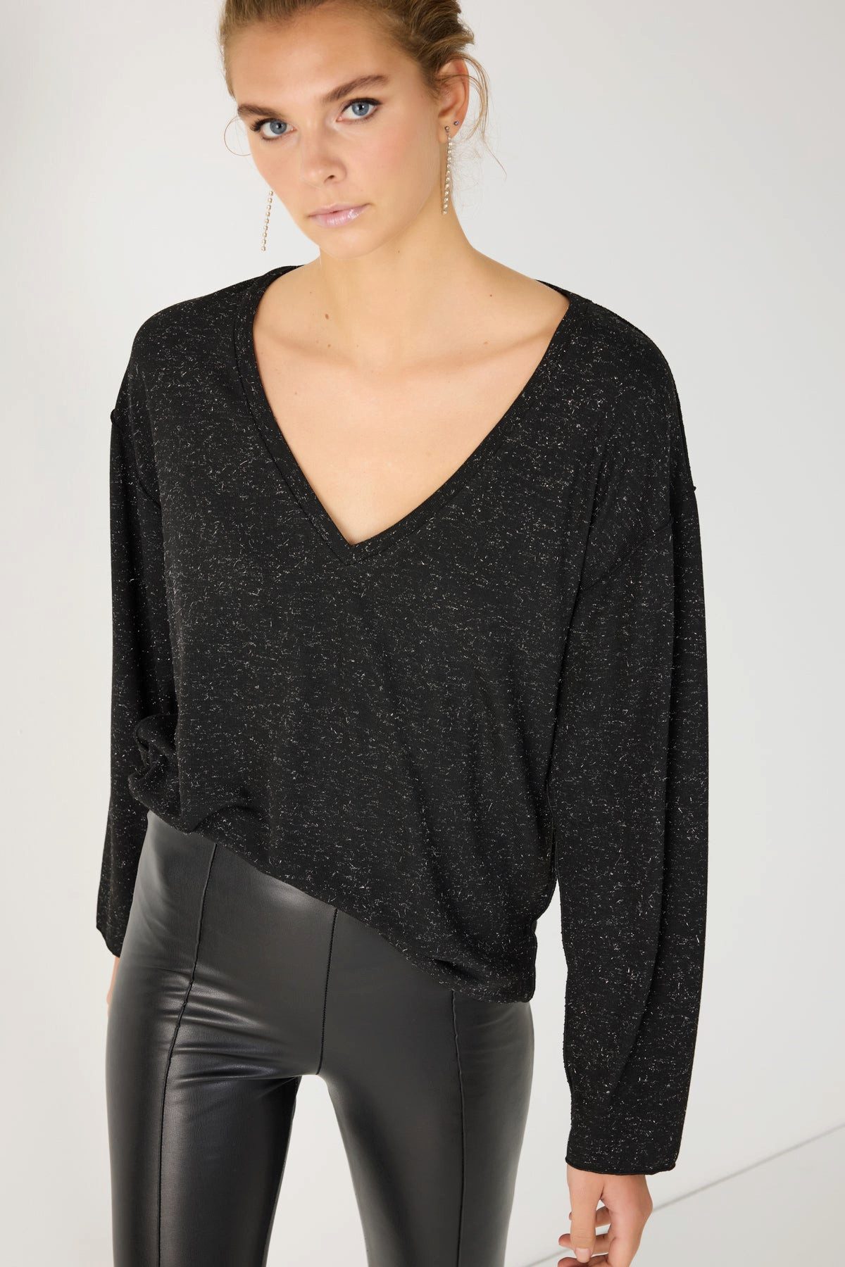 No Matter What Blusentop Langärmlige Bluse mit V-Ausschnitt günstig online kaufen