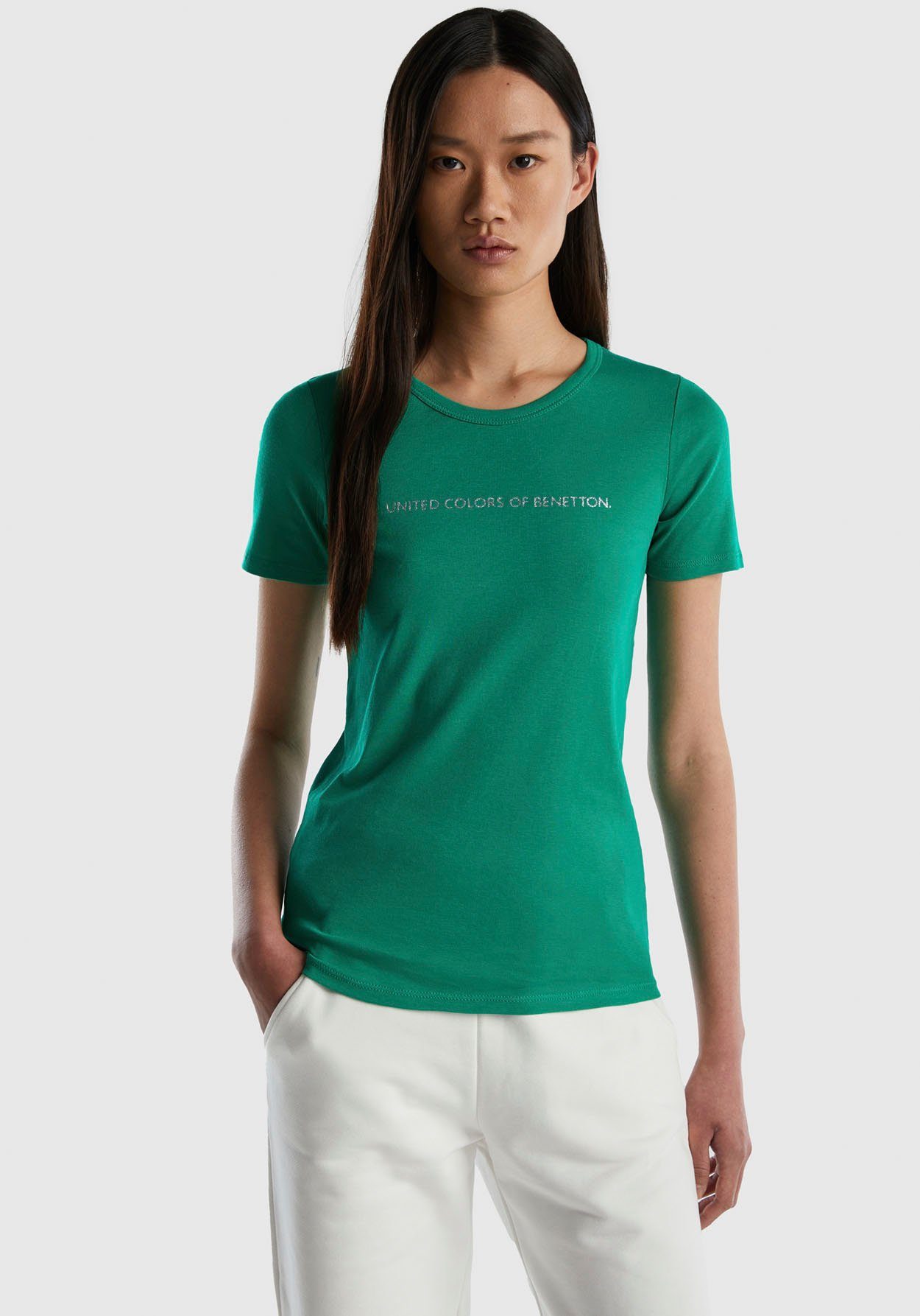 mit Druck Colors United of T-Shirt glitzerndem (1-tlg) Benetton