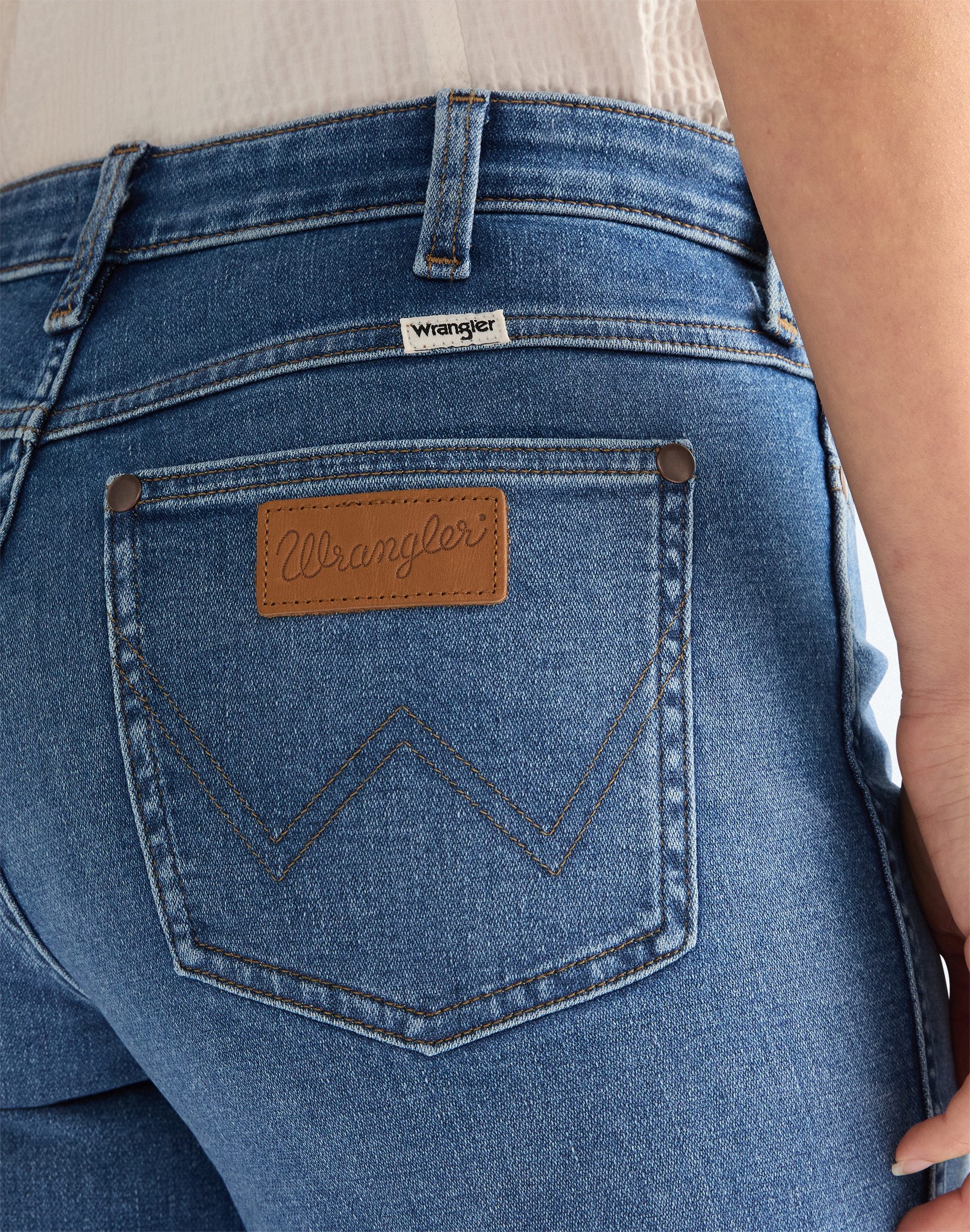 Wrangler Bootcut-Jeans WRA-W28B