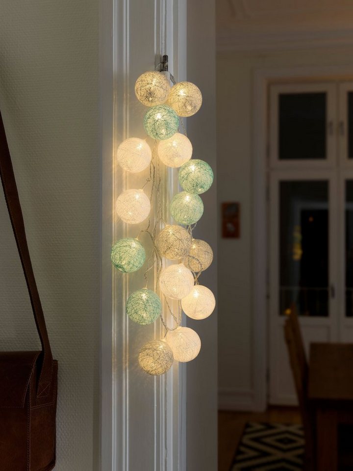 KONSTSMIDE LED-Lichterkette Weihnachtsdeko, 16-flammig, LED Dekolichter,  hellblaue/graue/weiße Baumwollkugeln, groß, 16 Dioden