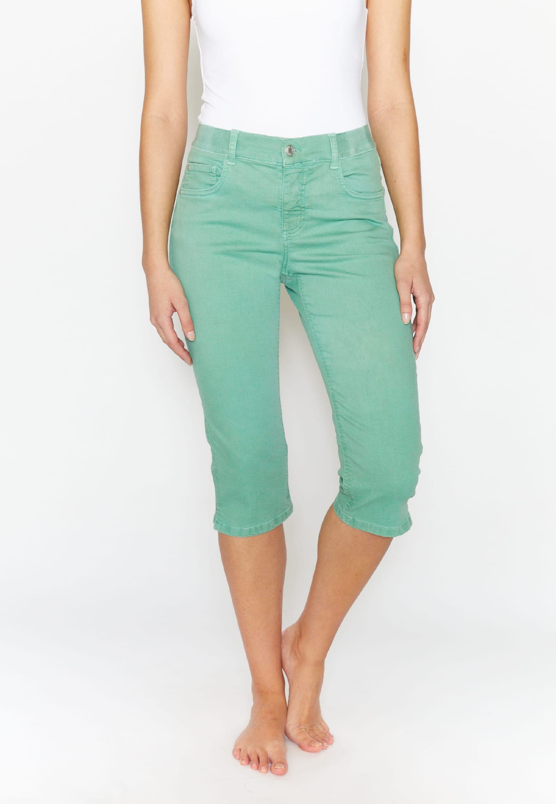 ANGELS Slim-fit-Jeans Jeans OSFA Capri mit Coloured Denim mit Label-Applikationen grün