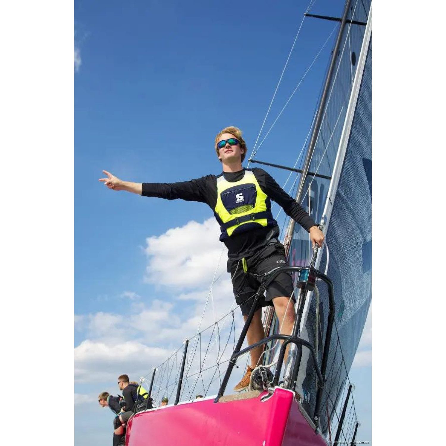 SECUMAR Schwimmweste Jump Pro, Ergonomisches Design, Hoher Tragekomfort, Reflektierende Streifen