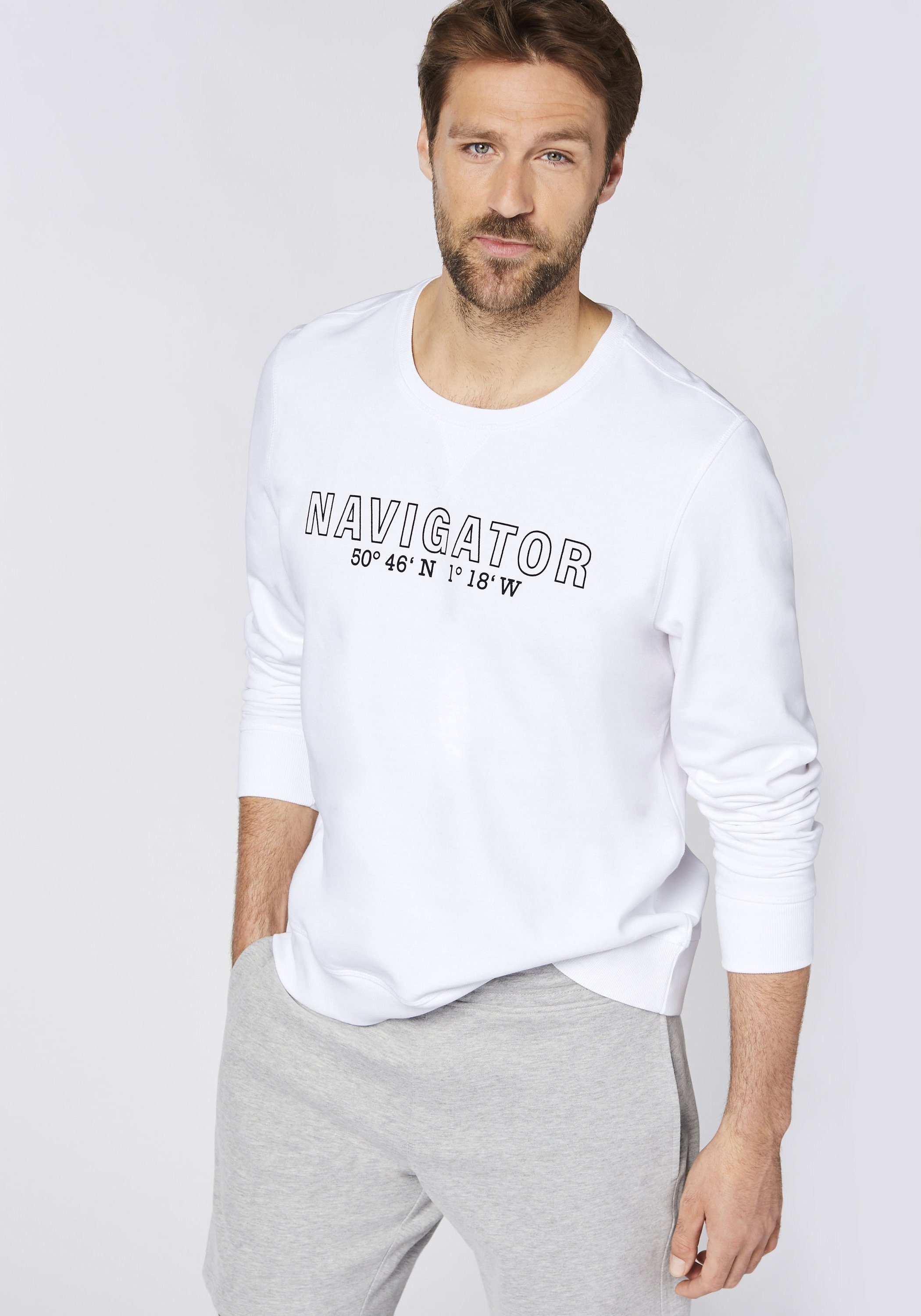 NAVIGATOR mit White Rundhals Sweatshirt Bright Ausschnitt