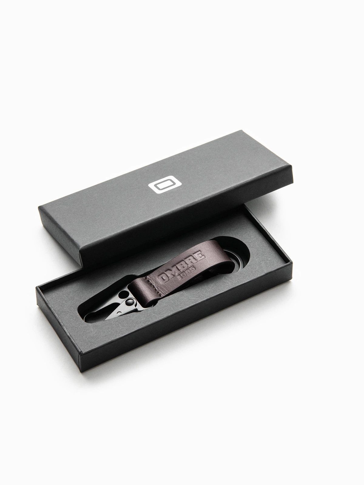 OMBRE Schlüsselanhänger Set Schlüsselband aus Leder für Herren mit geprägtem Schriftzug, Retro-Stil