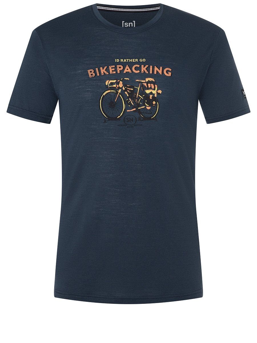 Print-Shirt pflegeleichter BIKEPACKING Blueberry/Various TEE M Merino SUPER.NATURAL Merino-Materialmix T-Shirt