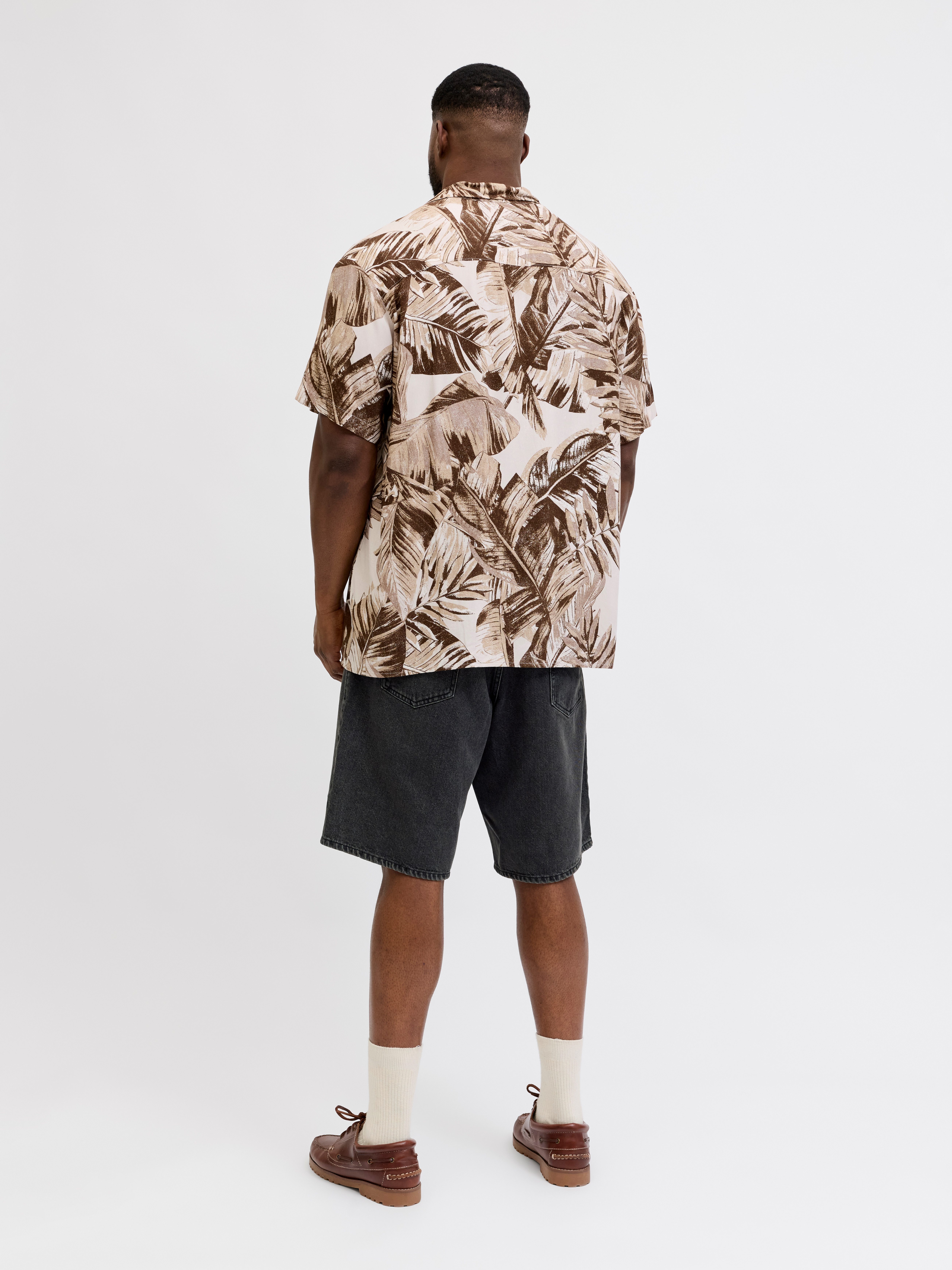 Jack & Jones PlusSize Jeansbermudas JJITONY JJORIGINAL SHORT Five-Pocket-Design, relaxed fit – Bild 4 von 5