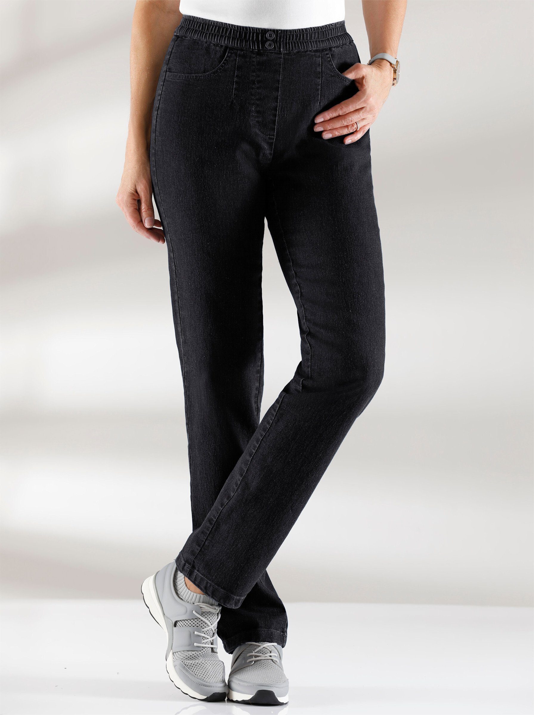 black-denim an! Sieh Bequeme Jeans