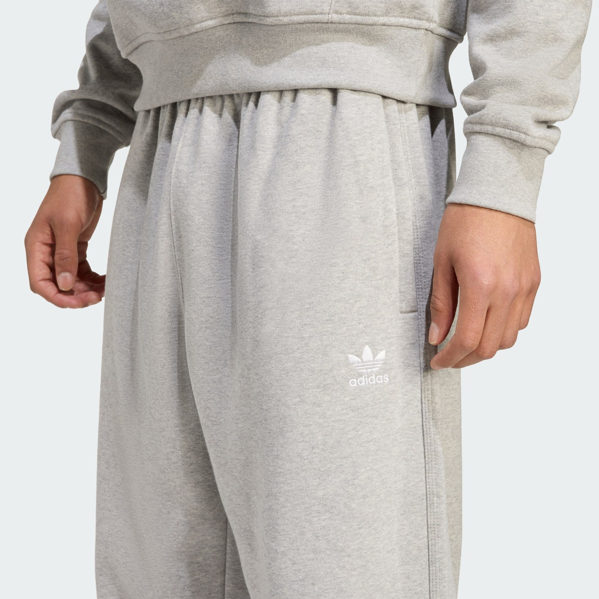 adidas Originals Jogginghose TREFOIL ESSENTIALS HOSE, BEINABSCHLÜSSE OHNE SAUM (1-tlg)