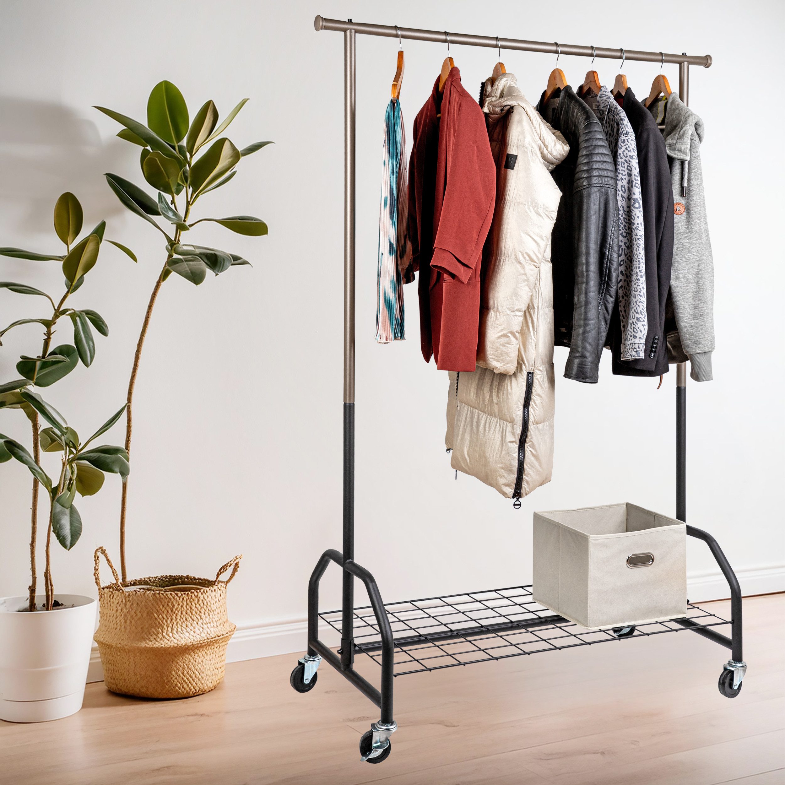 ONVAYA Kleiderständer mit Abdeckung, Traglast 100kg, günstig online kaufen