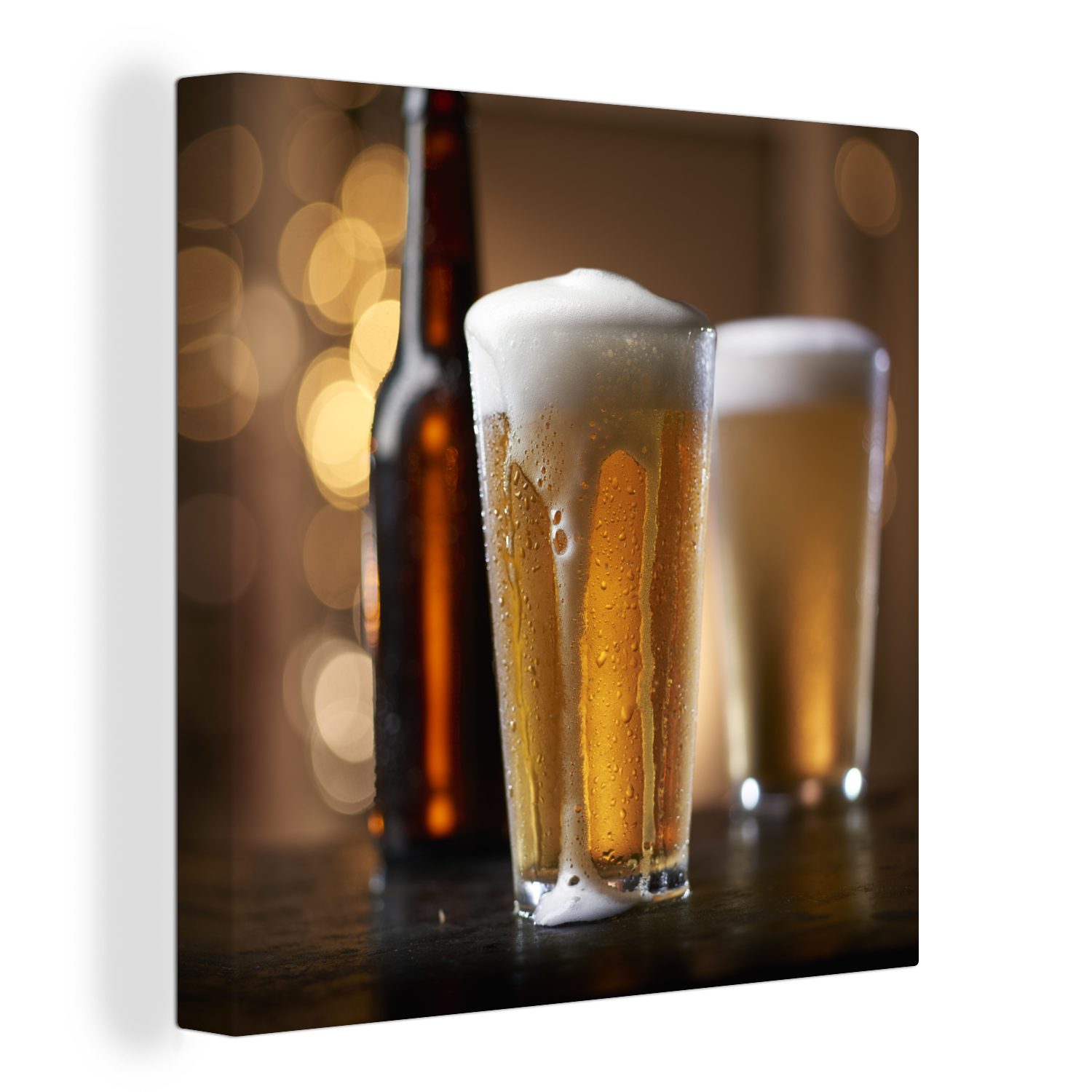 OneMillionCanvasses® Leinwandbild Bier auf einer Holzstange, (1 St), Leinwand Bilder für Wohnzimmer Schlafzimmer