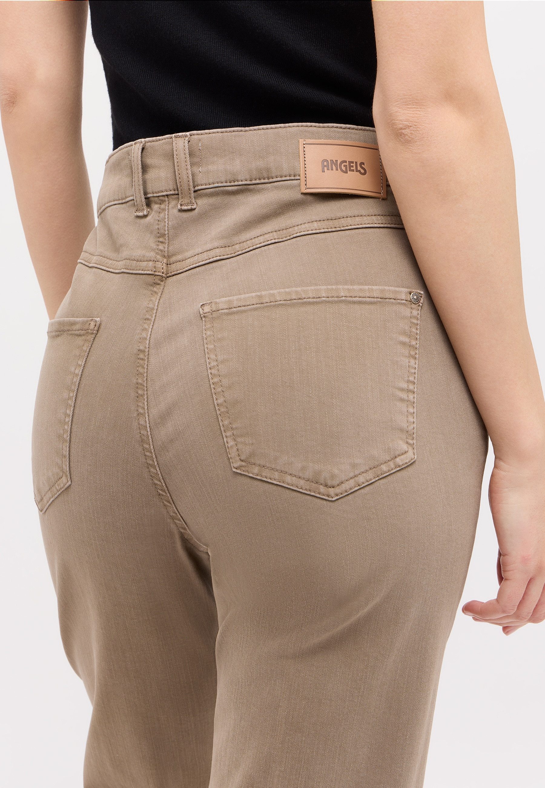 ANGELS Stretch-Jeans weite Passform, aus Baumwollmischung, mit Metallreißverschluss