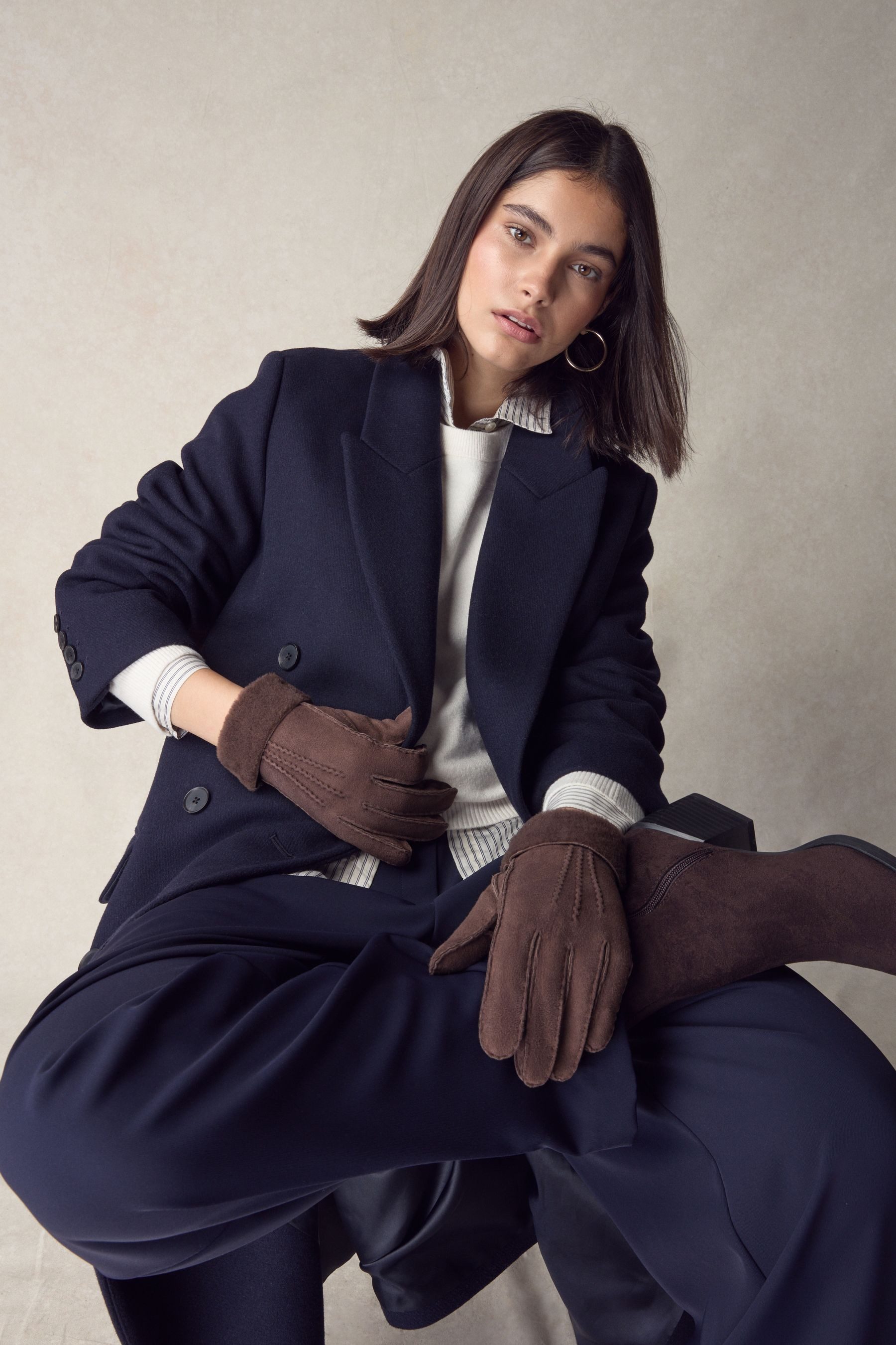 Next Lederhandschuhe Lederhandschuhe mit Lammkunstfell (1-St)