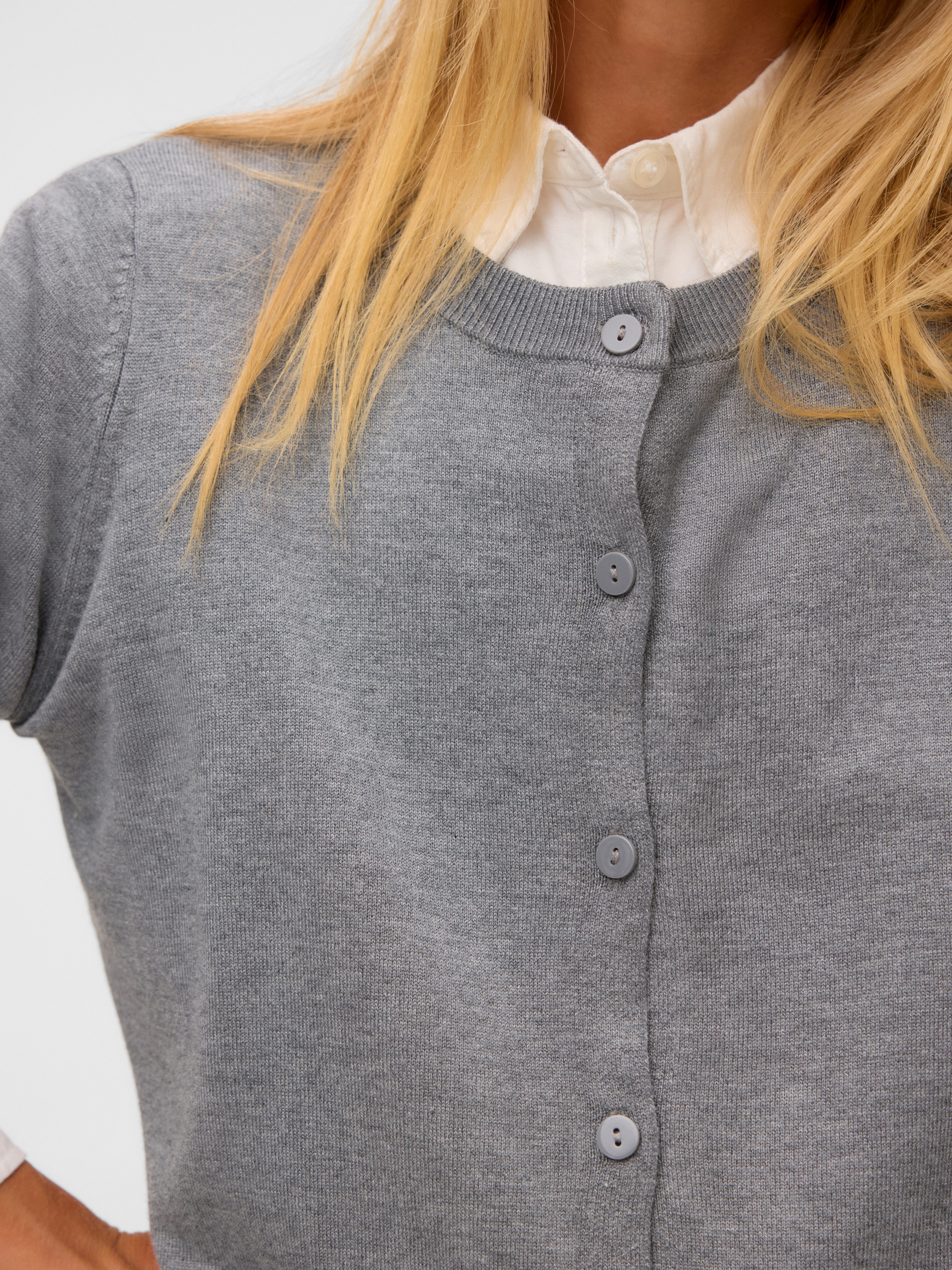 Vero Moda Strickjacke VMSILJE LS O-NECK CARDIGAN NOOS Viskosemischung, regular fit