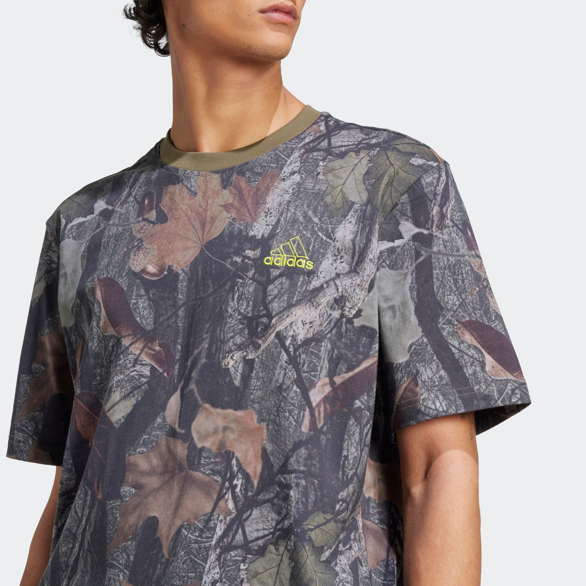 adidas Originals T-Shirt CAMO TEE sportlicher Stil, Kurzarmdesign, weiches Material