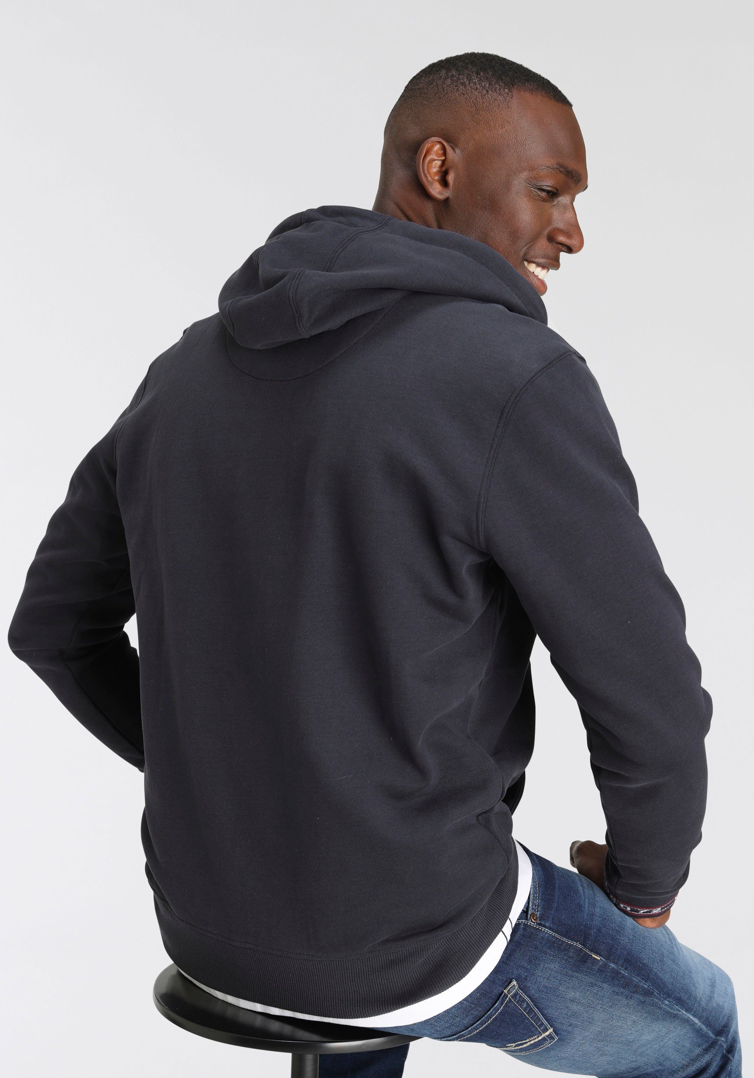 DELMAO Kapuzensweatjacke mit kontrastfarbenen Reißverschlüssen günstig online kaufen