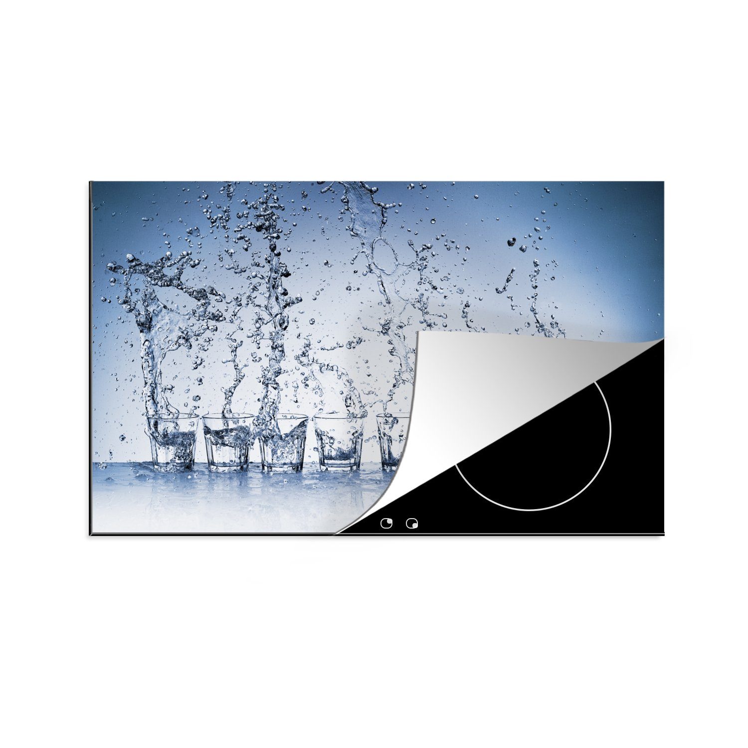 MuchoWow Herdblende-/Abdeckplatte Wasser in Gläser spritzen, Vinyl, (1 tlg), 83x51 cm, Ceranfeldabdeckung, Arbeitsplatte für küche