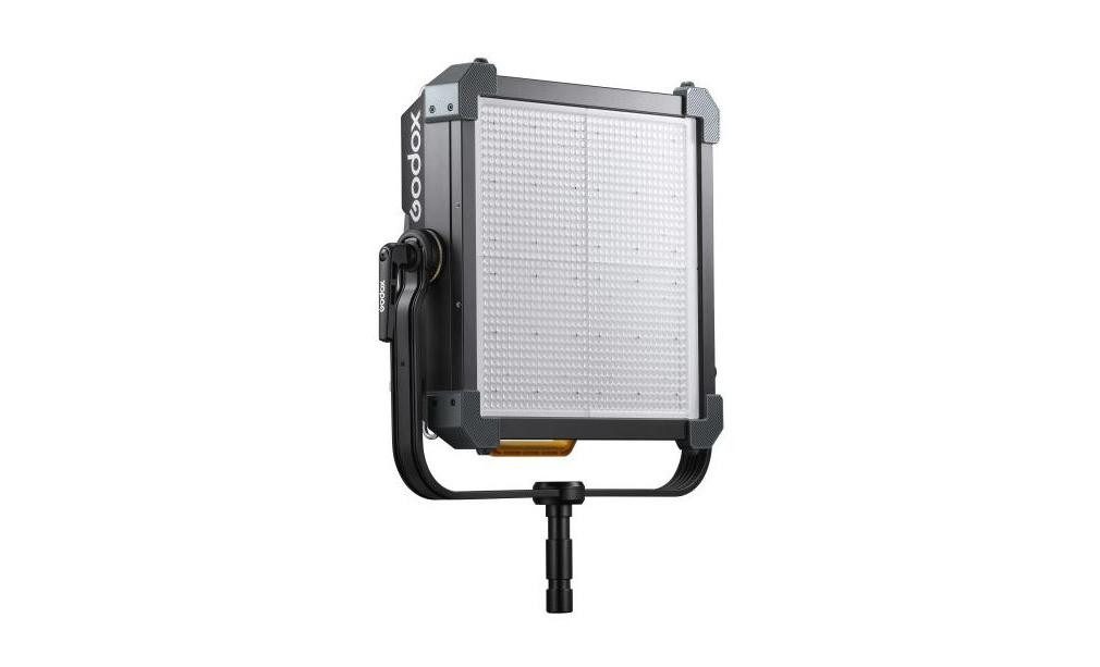Godox P600Bi - BiColor LED Panel Space Light Objektiv