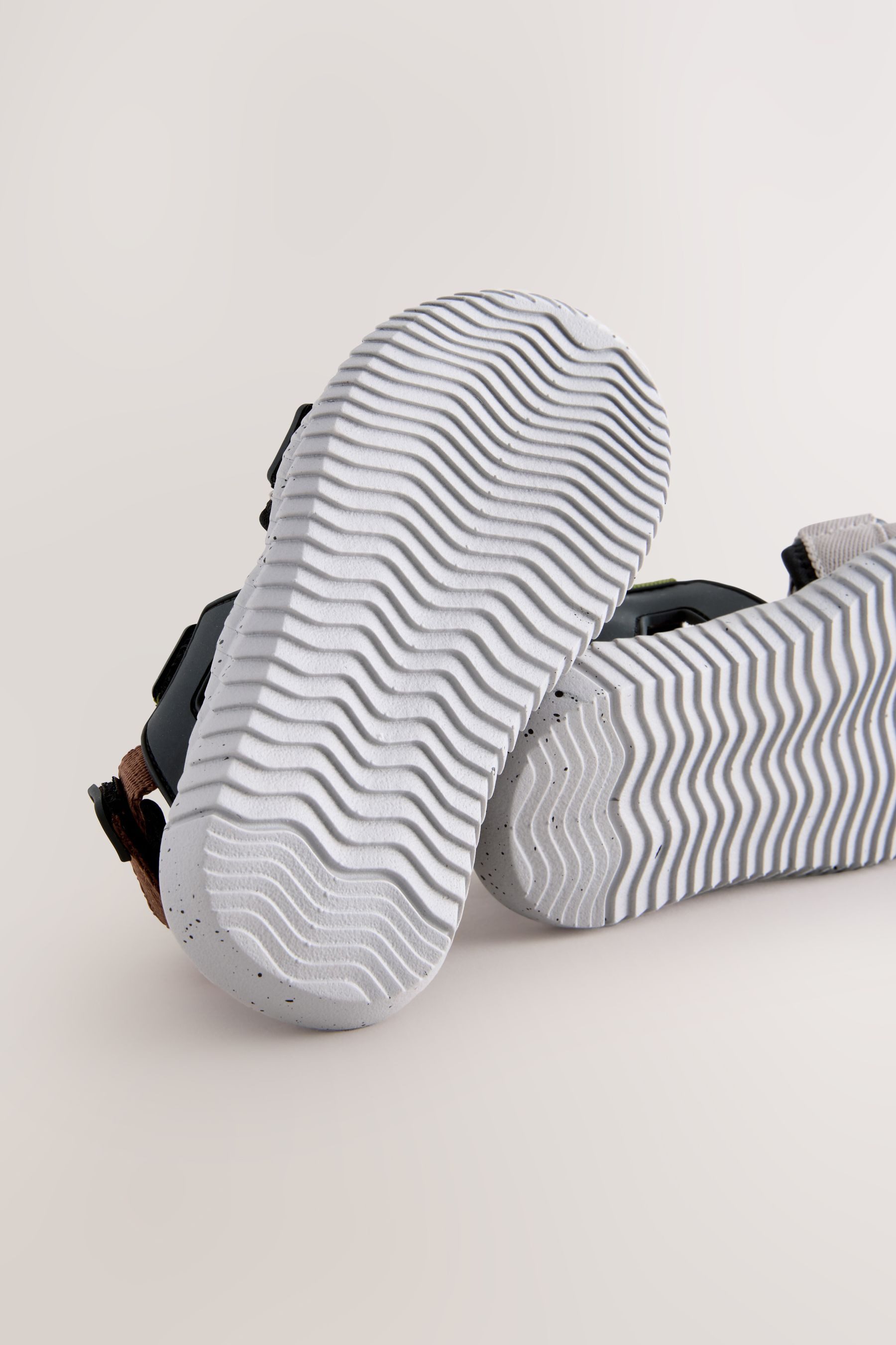 Next Utility Trekking-Sandalen Sandale (1-tlg)