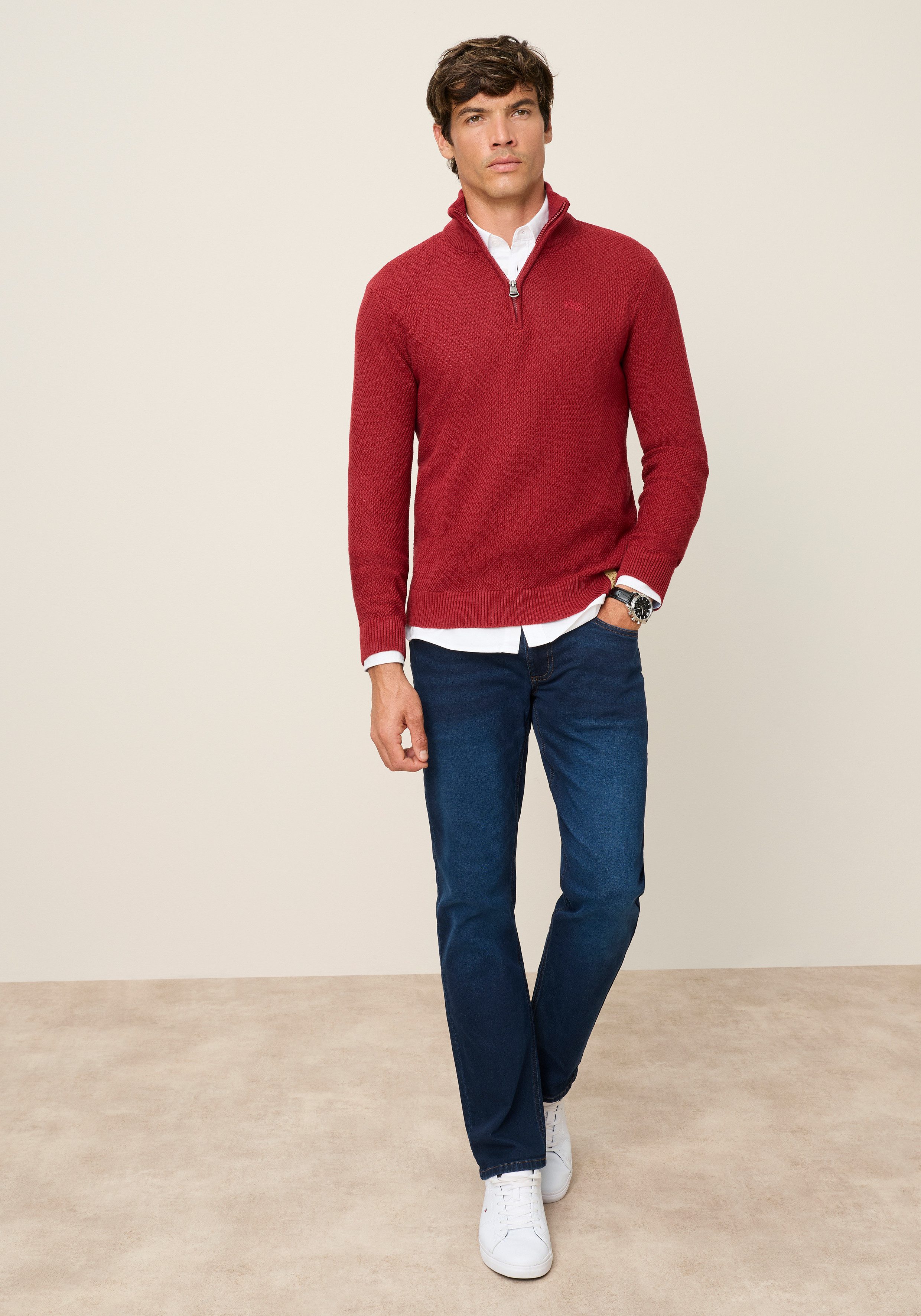 Zum Outfit 8