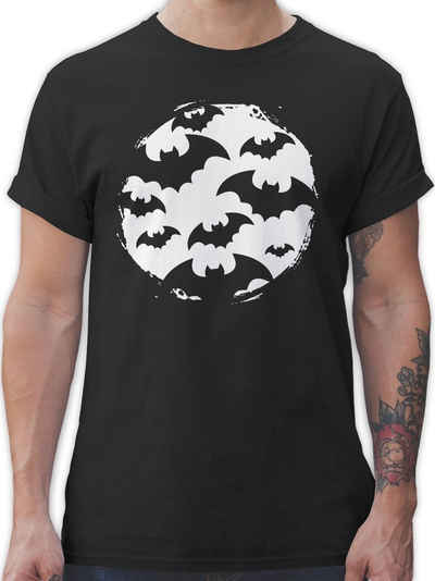Shirtracer T-Shirt »Geometrisches Motiv mit Fledermäusen - weiß - Halloween Kostüm Outfit - Herren Premium T-Shirt« fledermaus tshirt - halloween t shirt - kostüm t-shirt herren