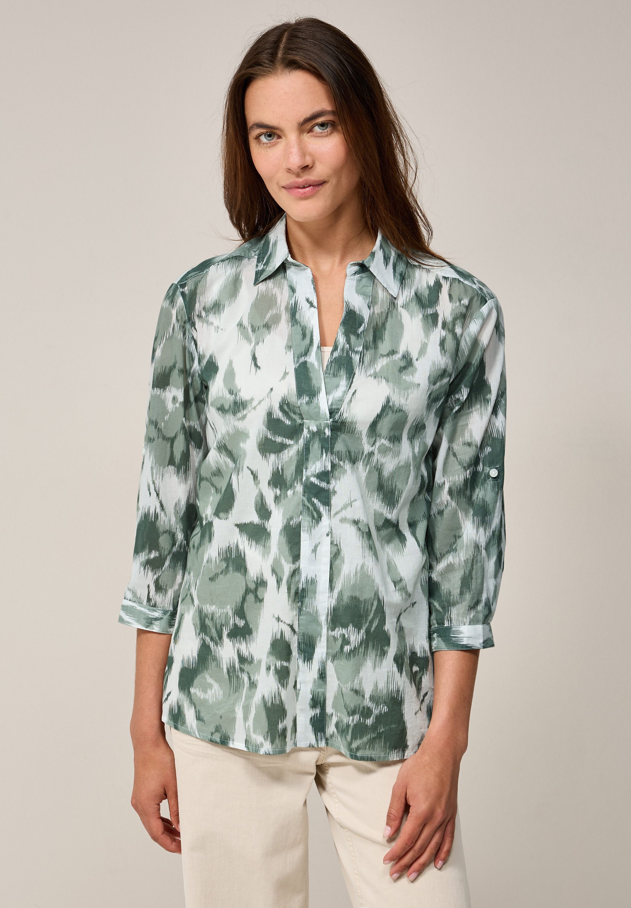 Klassische Bluse