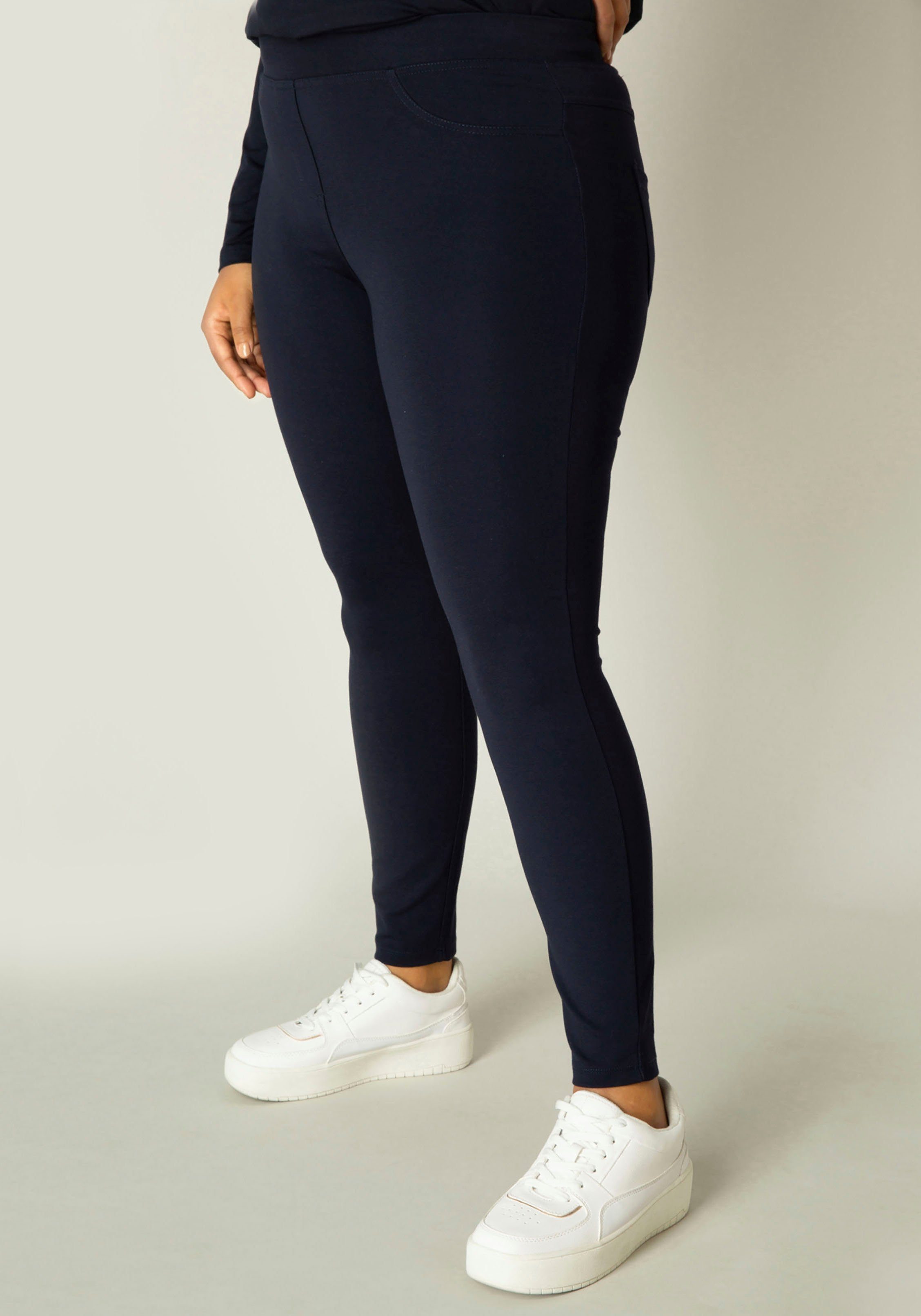 Base Level Curvy Jeggings blue Badge dark mit navy Arnika