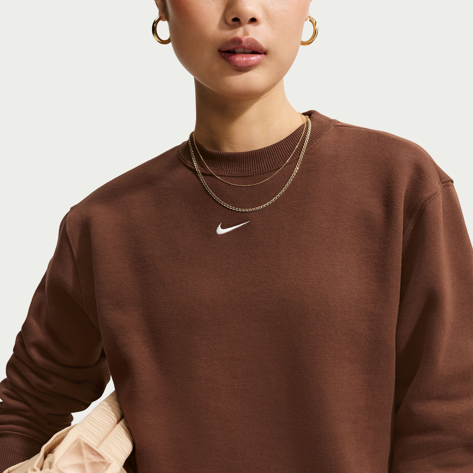 Nike Sportswear Sweatshirt W NK STDO FLC MW STD CREW mit Rundhalsausschnitt, in normaler Länge