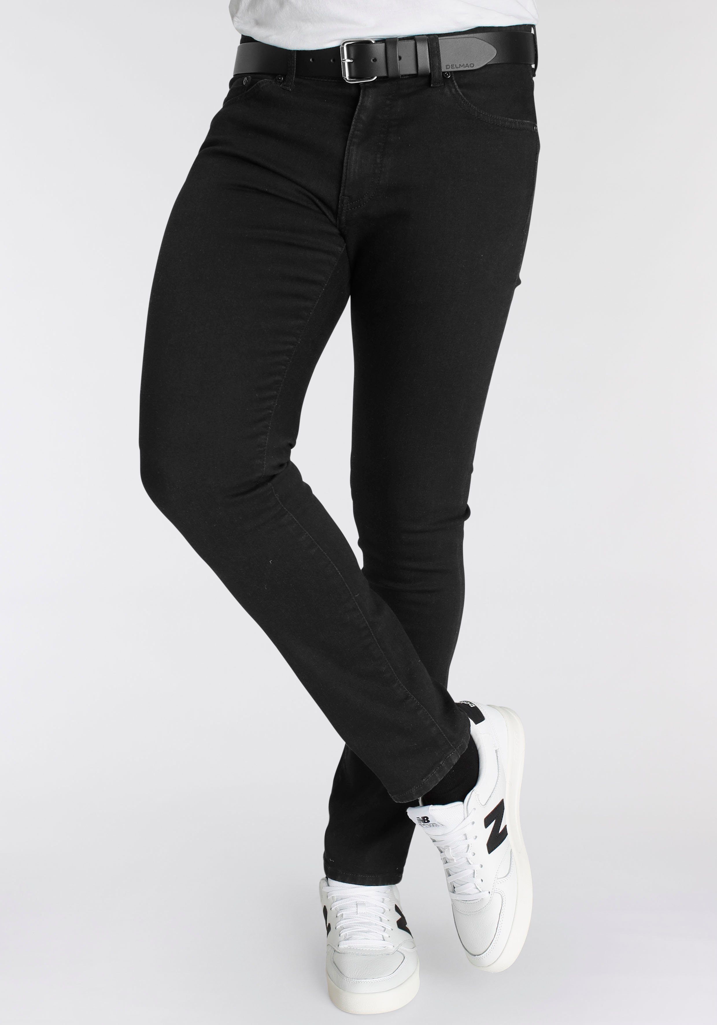DELMAO Stretch-Jeans "Reed" gerader Beinschnitt, Used-Look-Waschung, niedrige Leibhöhe