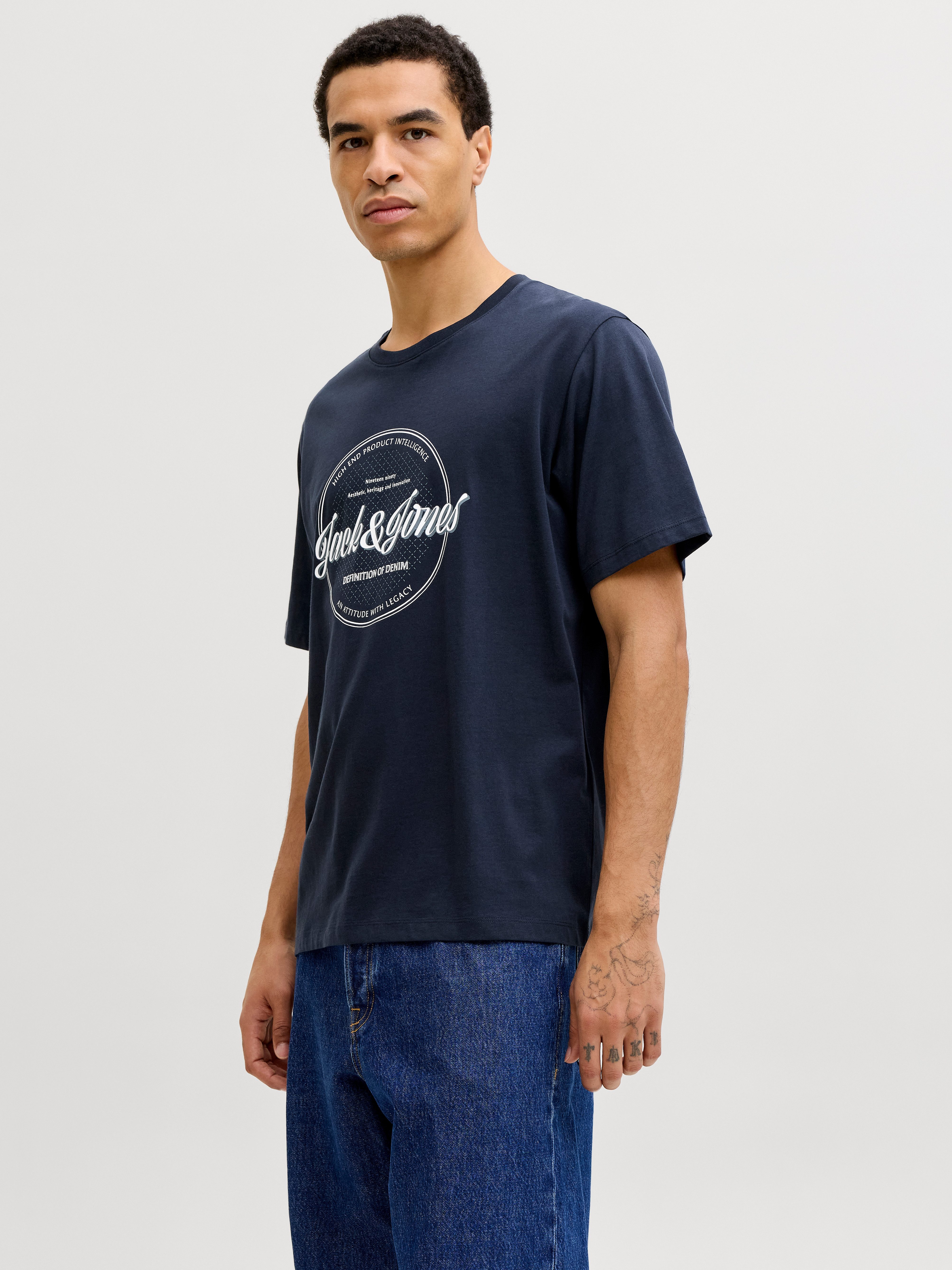 Jack & Jones Rundhalsshirt JJEDOVER DENIM TEE SS O-NECK SN mit Logobranding