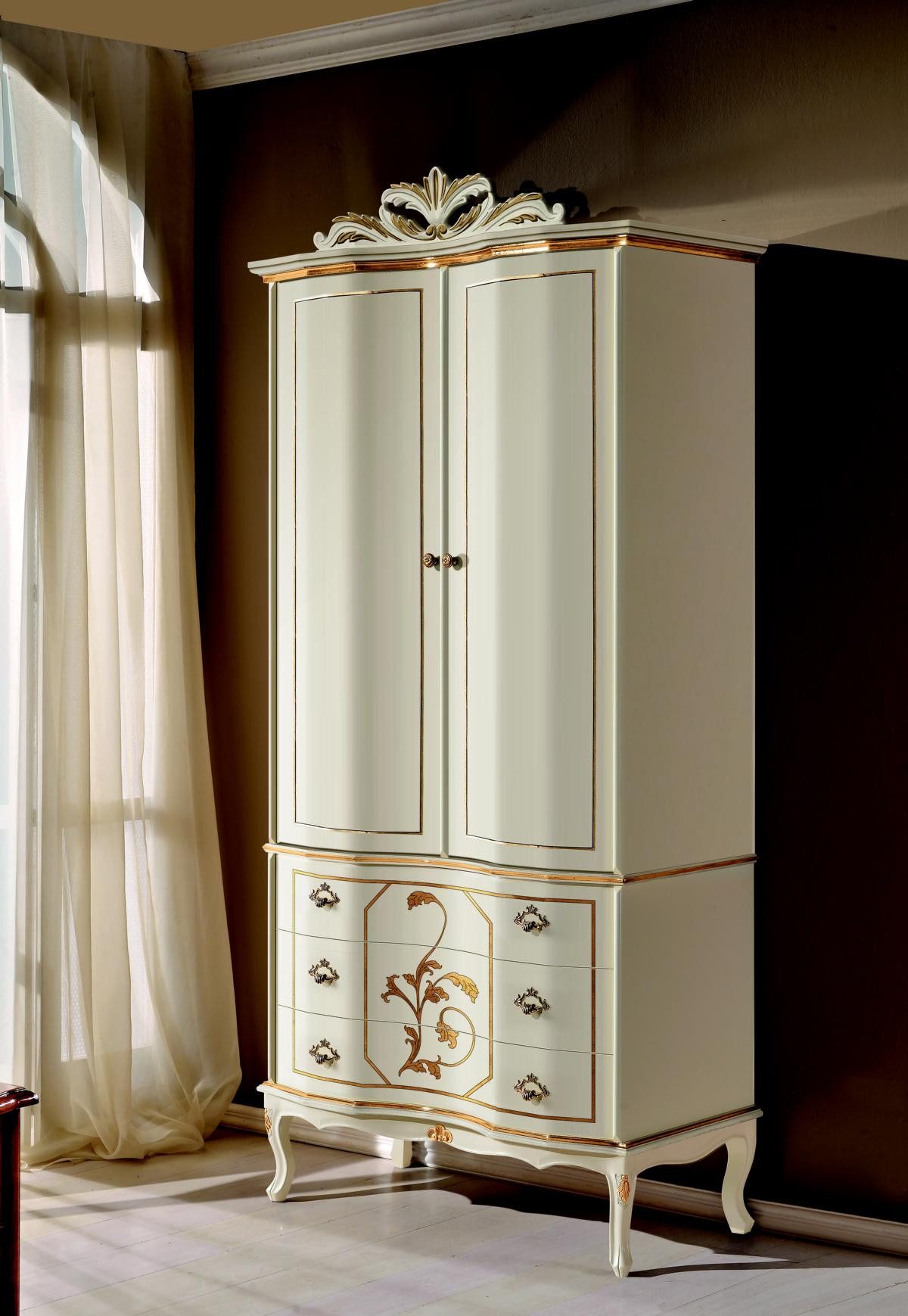 Kleiderschrank Barocker Kleiderschrank aus Holz für klassisches Schlafzimmermöbel