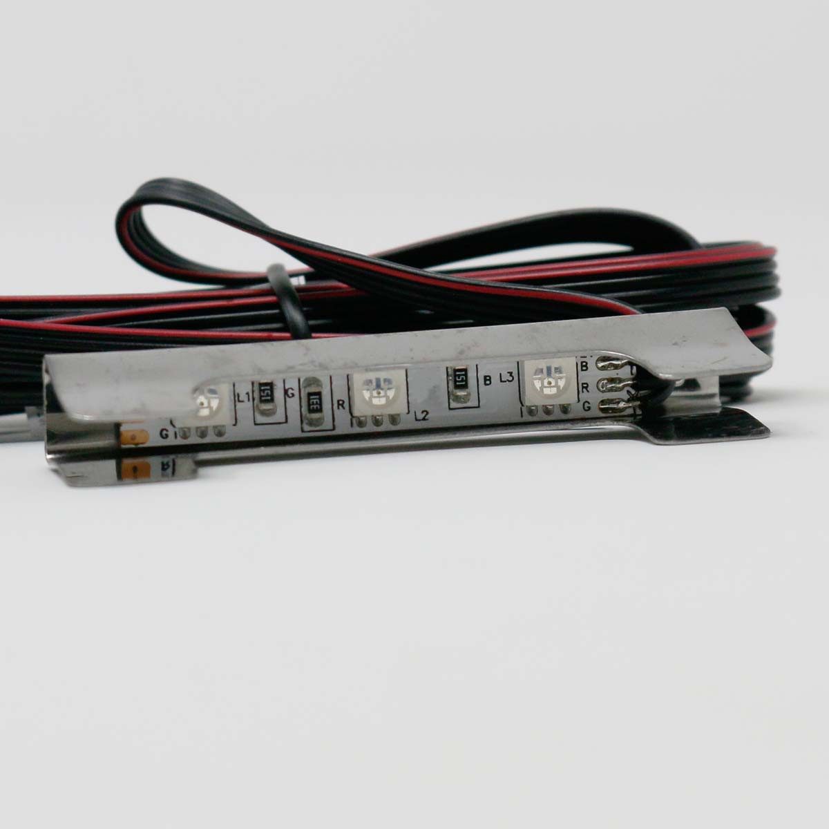 world-trading-net LED Glaskantenbeleuchtung Metall-Clip Glasbodenbeleuchtung, RGB, 12V/0,75W, RGB/mehrfarbig – Bild 4 von 5