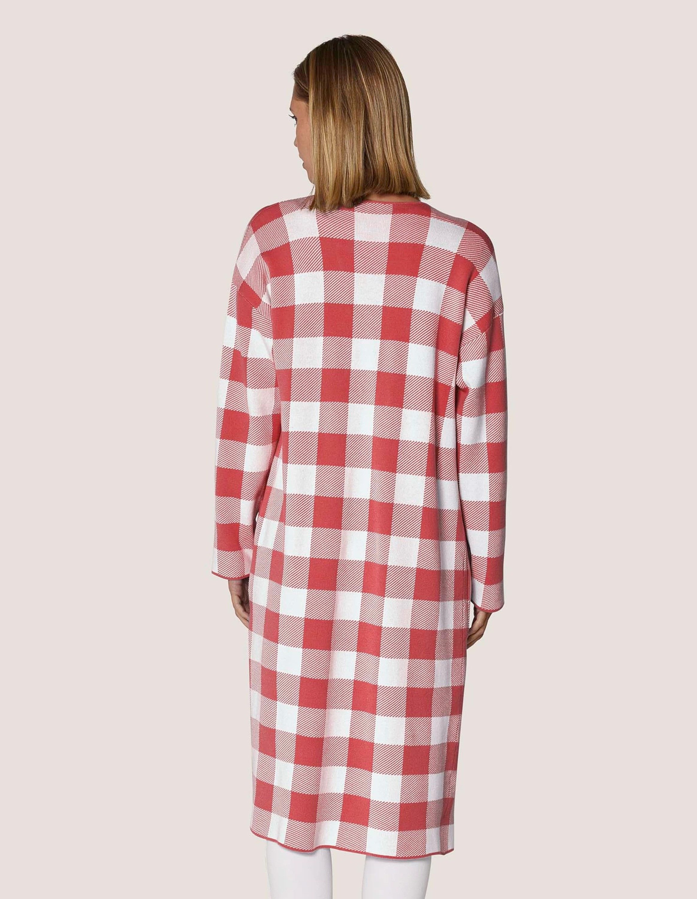 MADELEINE Kurzmantel Karo-Jacquard Mantel, Oversized Modernes Karo-Design, besonderer Kragen, offen tragbar