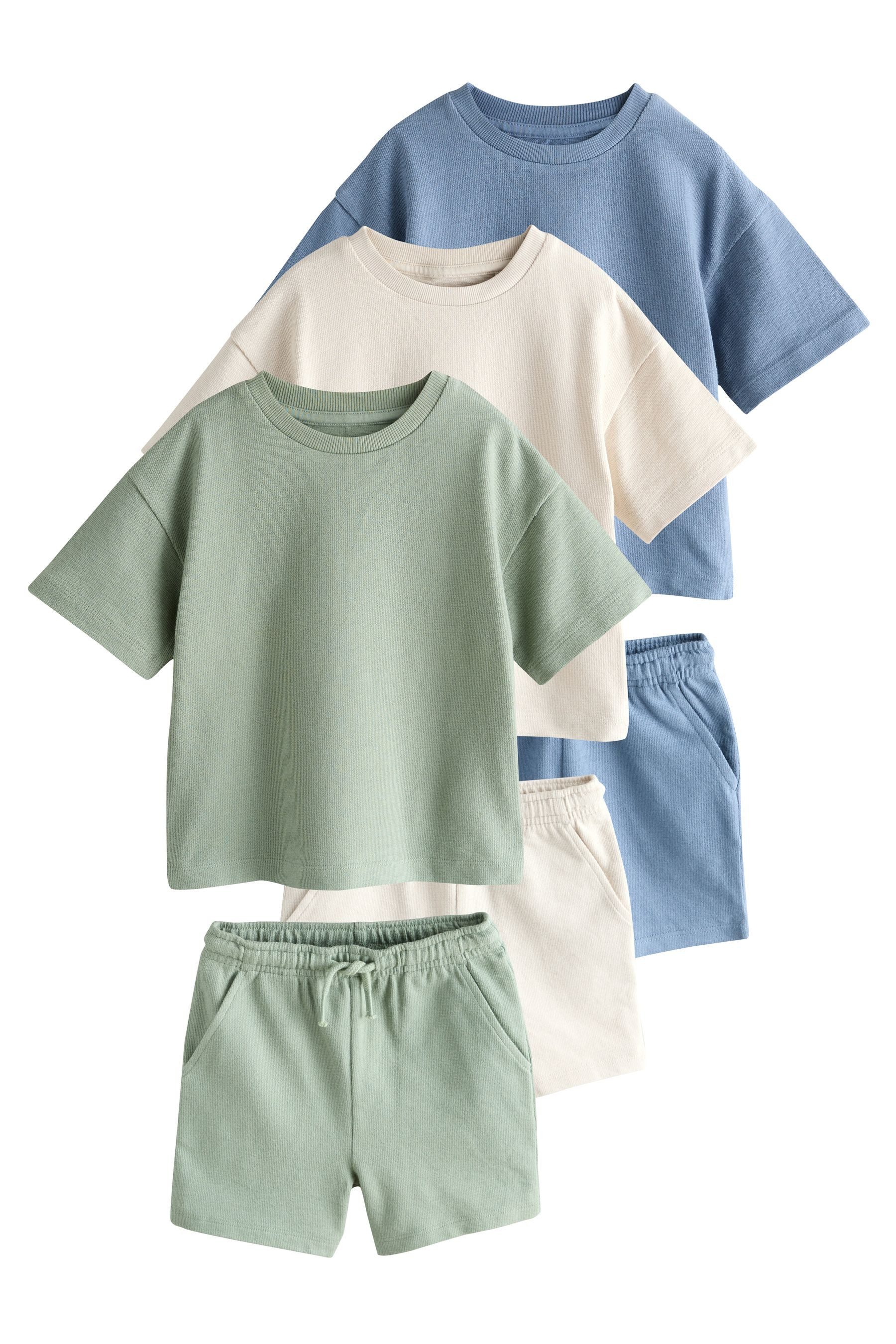 Next T-Shirt & Shorts Kurzärmeliges T-Shirt und Shorts im 3er-Set (6-tlg)