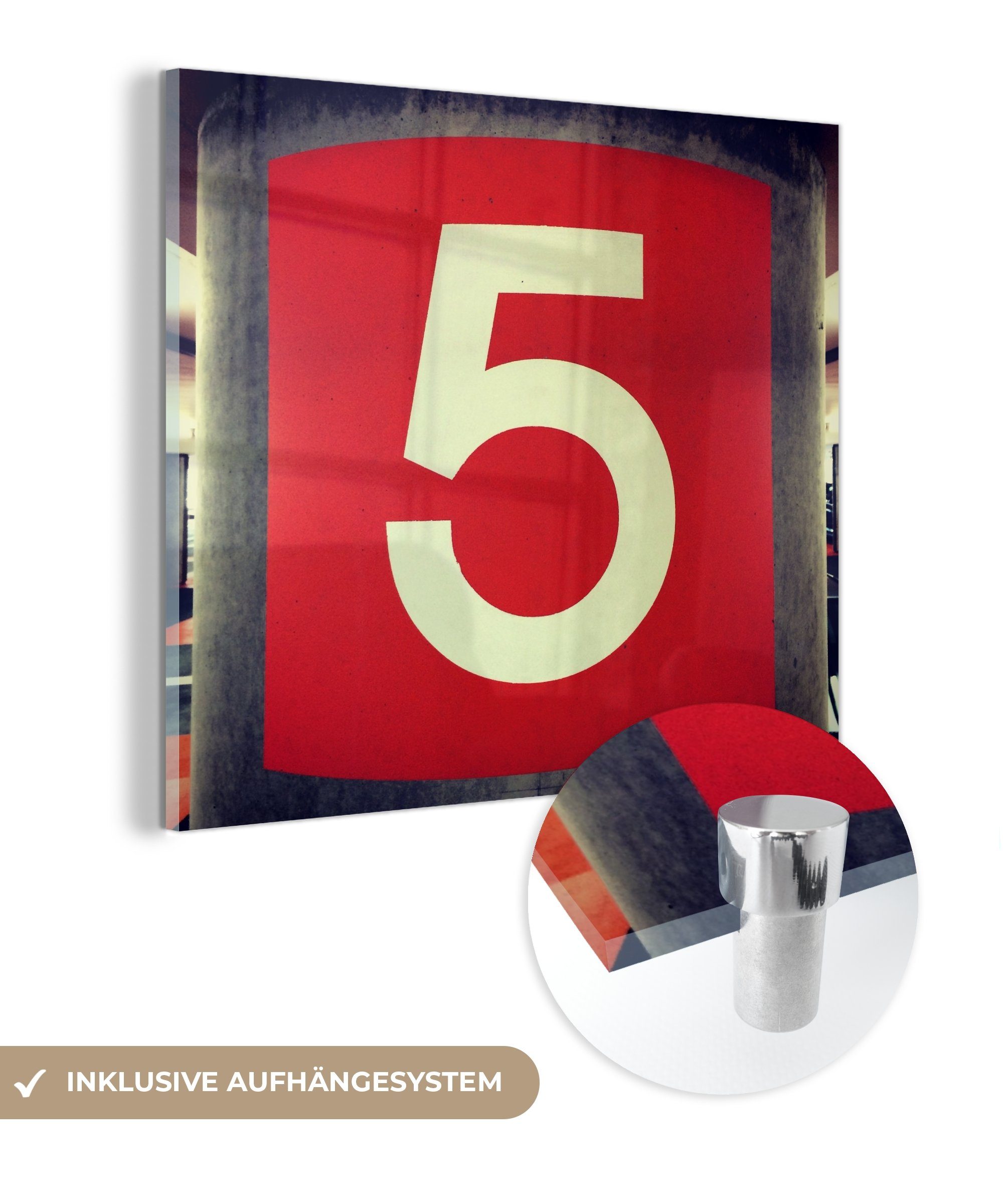 MuchoWow Acrylglasbild Die Zahl 5 auf rotem Hintergrund, (1 St), Glasbilder - Bilder auf Glas Wandbild - Foto auf Glas - Wanddekoration