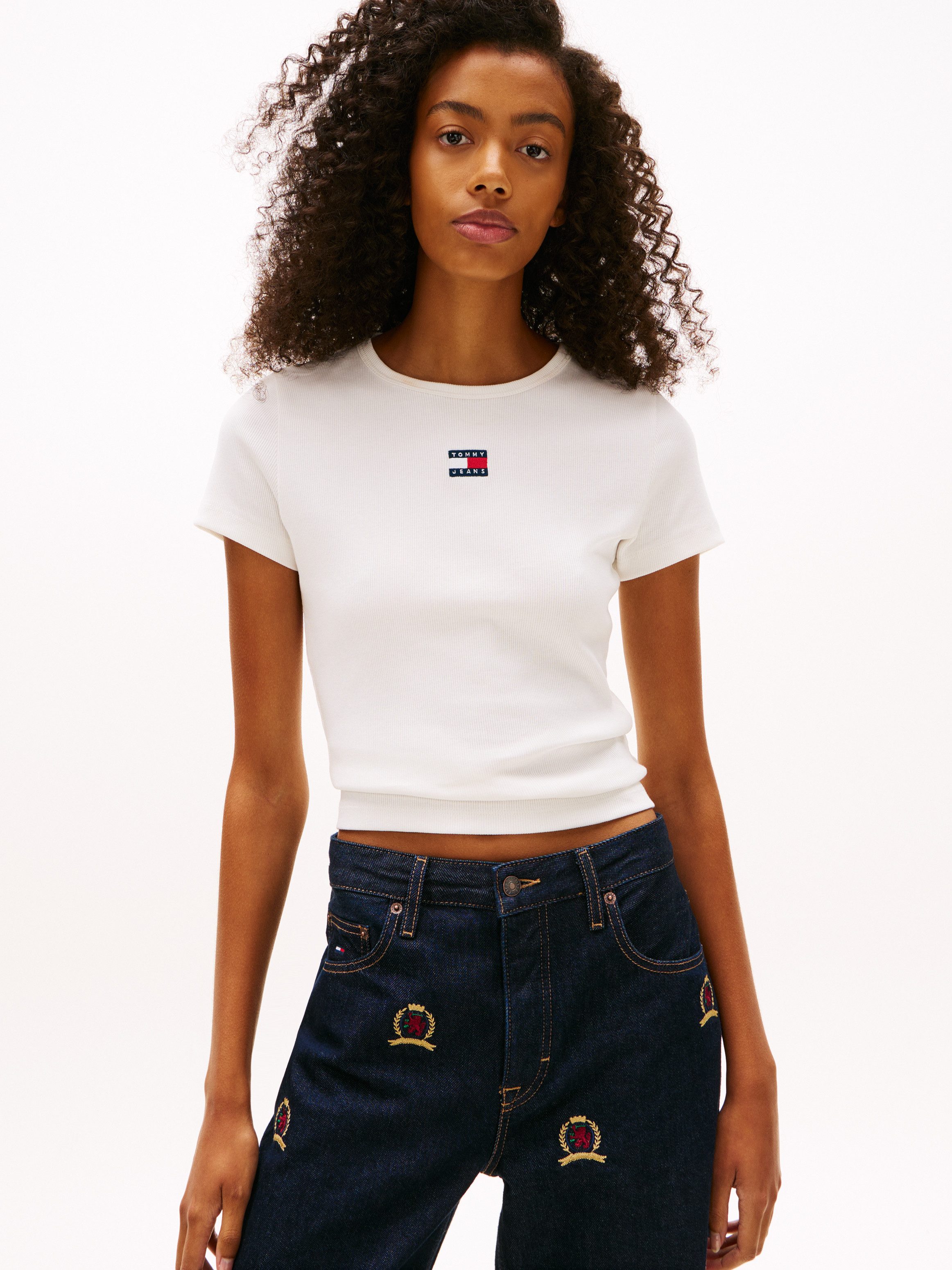 Tommy Jeans Kurzarmshirt TJW SLIM BADGE RIB TEE mit gerippter Struktur