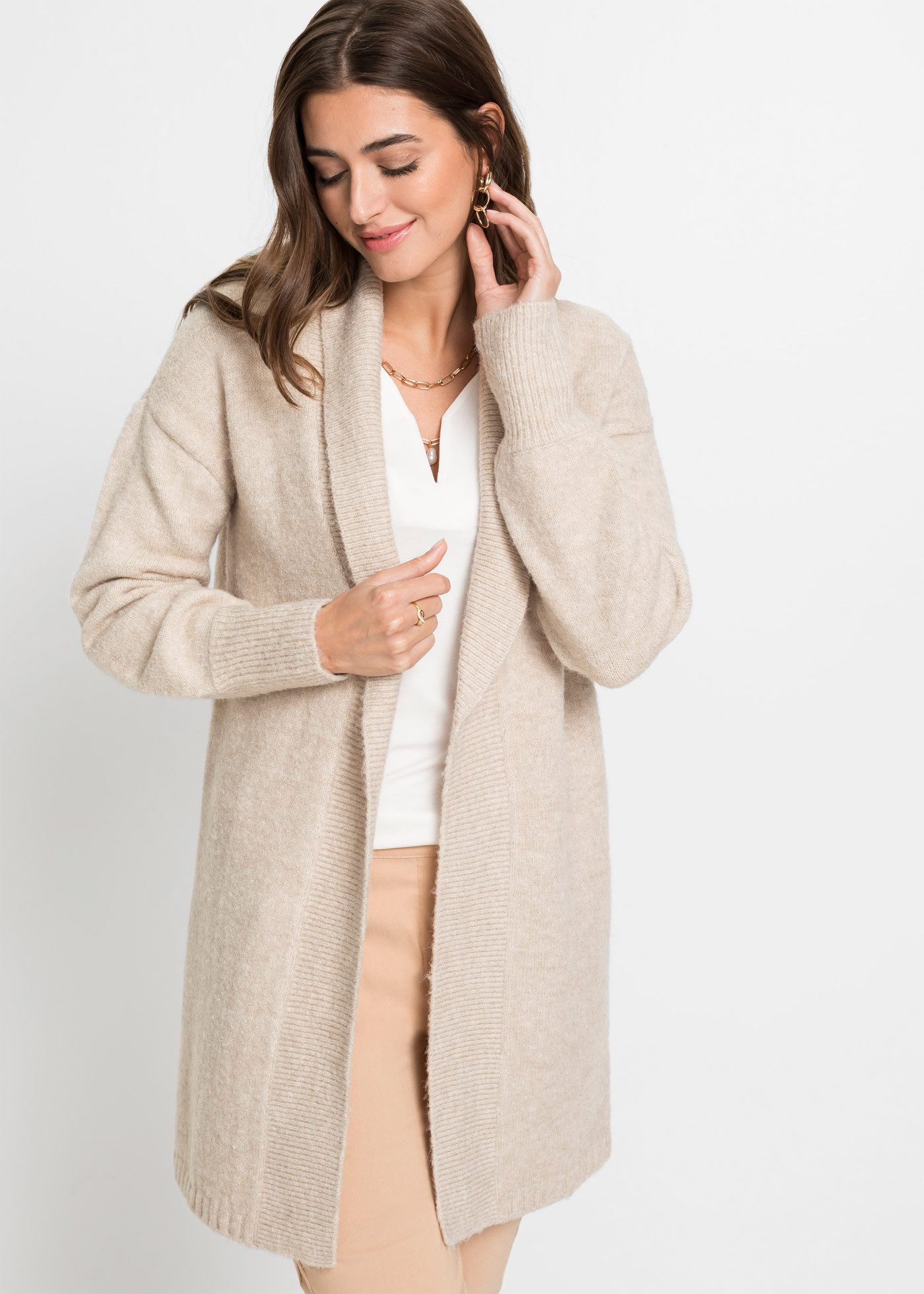 bonprix Longstrickjacke bequeme Passform, mit voluminösen Ärmeln, mit Schalkragen
