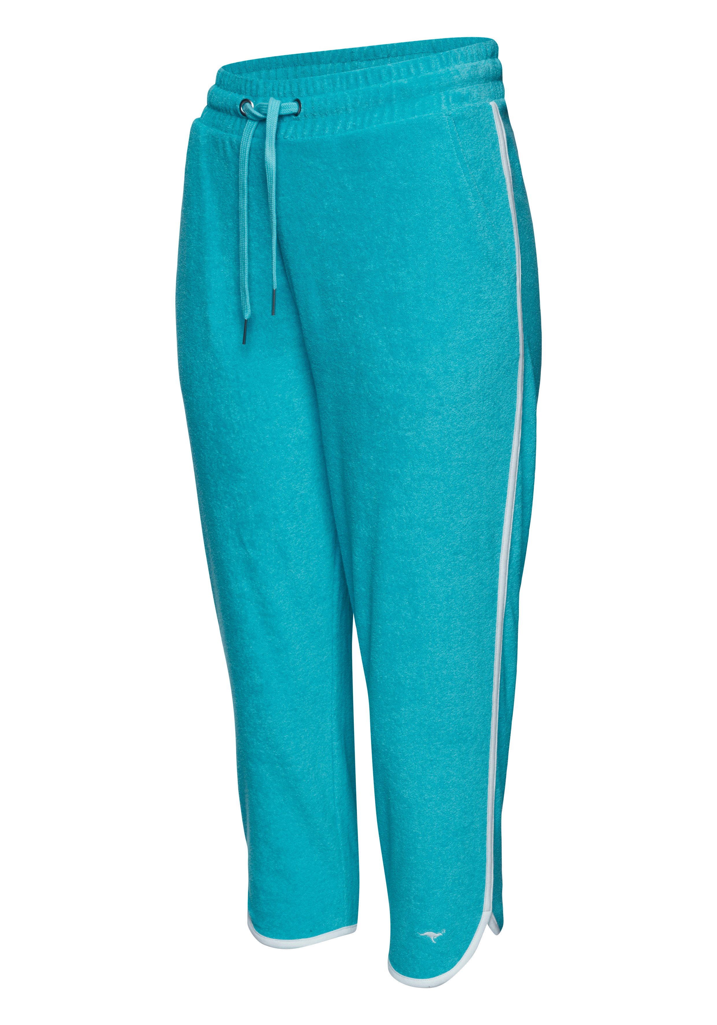 KangaROOS Relax-Caprihose mit sportlichem Seitenstreifen und weichem Frottee Material – Bild 5 von 5