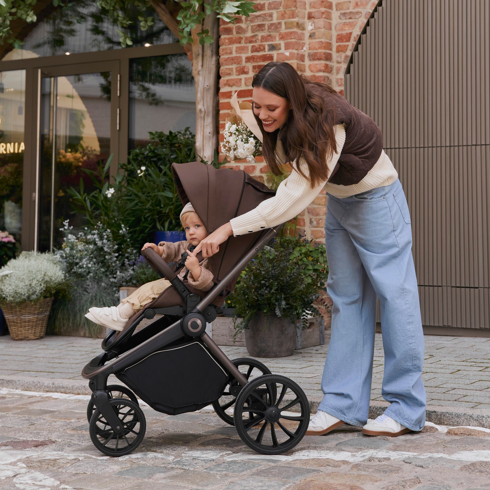lionelo Kinder-Buggy MIKA PLUS, (Set), XXL-Verdeck/UPF50+/Mit Belüftungssystem