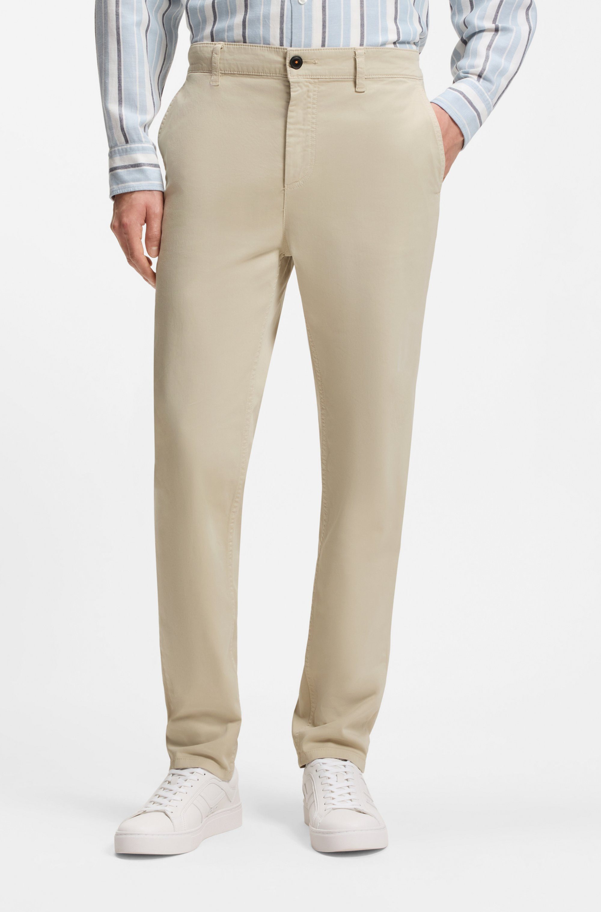 BOSS ORANGE Chinohose tapered mit BOSS Logo hinten