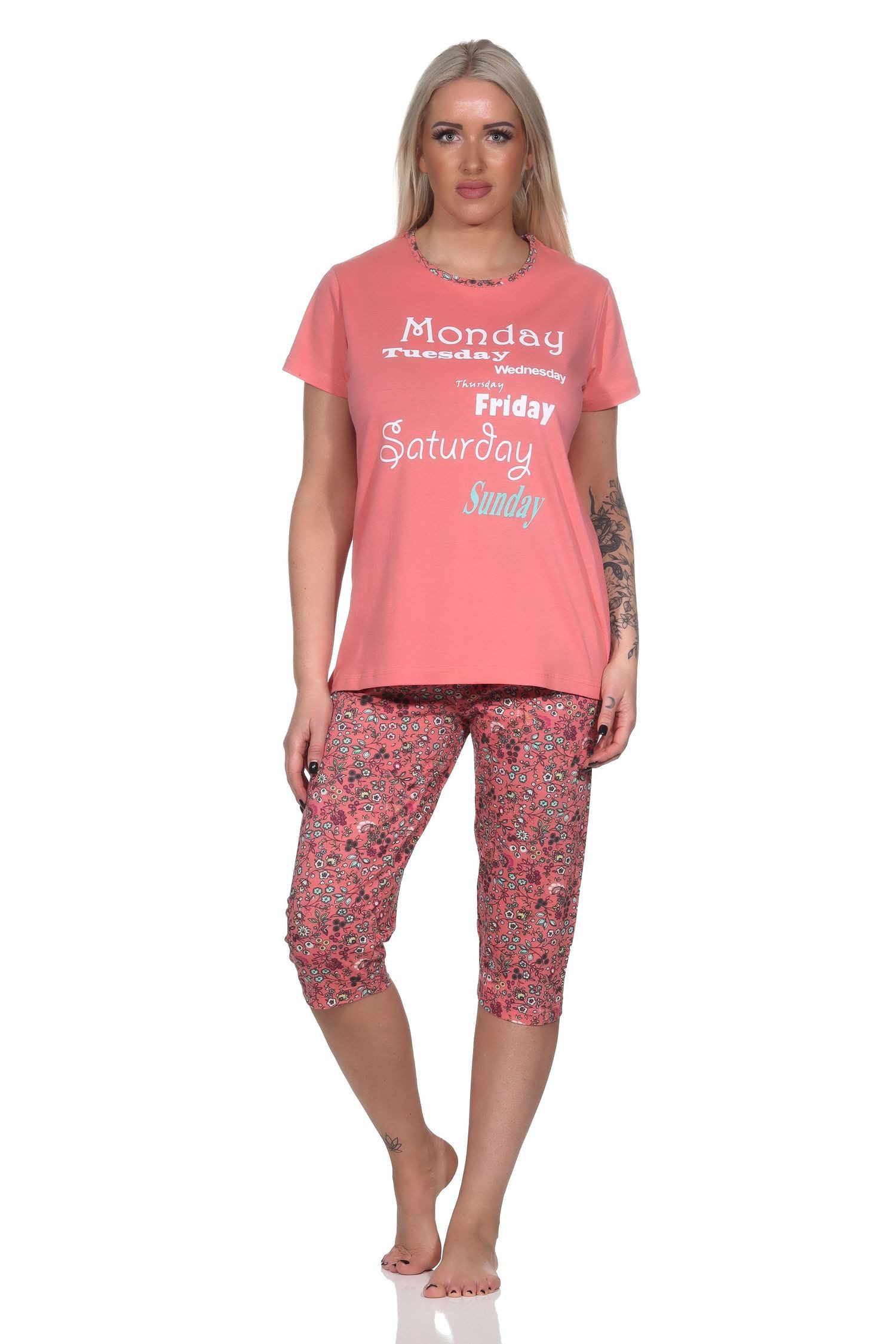 Normann Pyjama Lässiger Damen Capri Pyjama mit Allover-Muster und Frontprint
