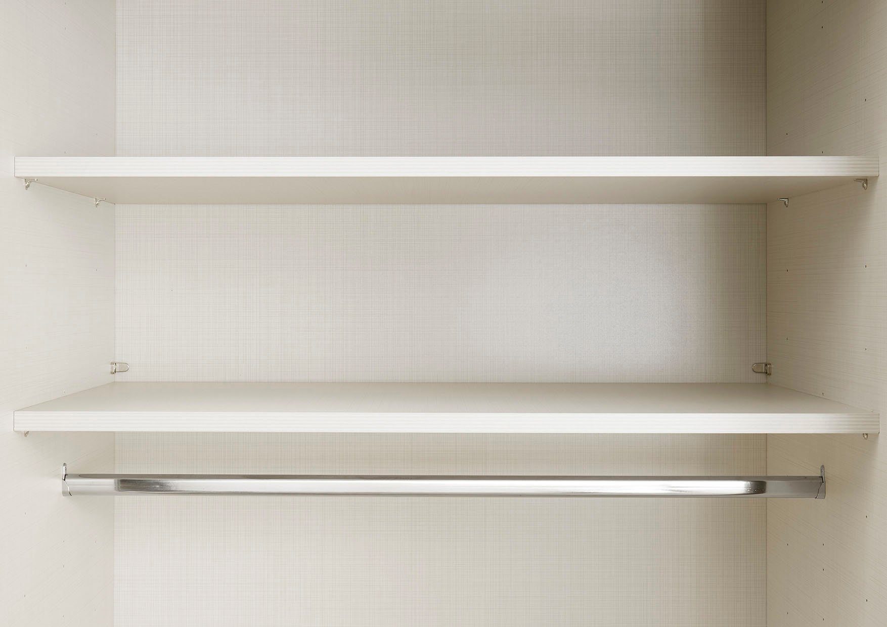 STAUD Schwebetürenschrank Sinfonie Plus, edles Design in hochwertiger Qualität, Made in Germany Mit Glasfront und vier verschiedenen Ausstattungsvarianten