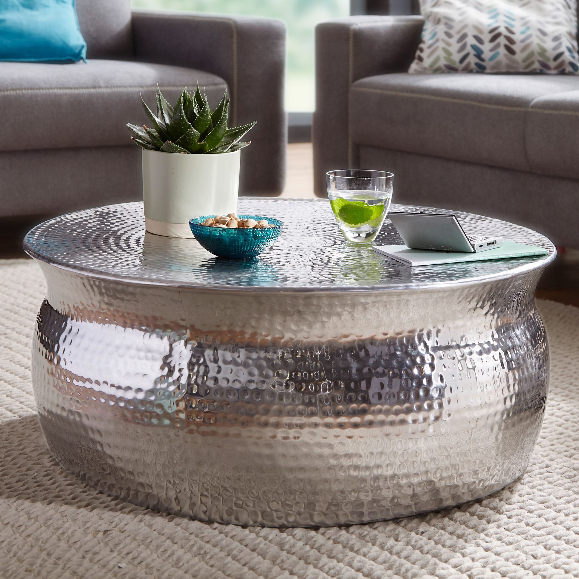 FINEBUY Couchtisch SuVa12222_1 (75x31x75 cm Aluminium Hammerschlag Silber Rund), Großer Wohnzimmertisch, Sofatisch Orientalisch