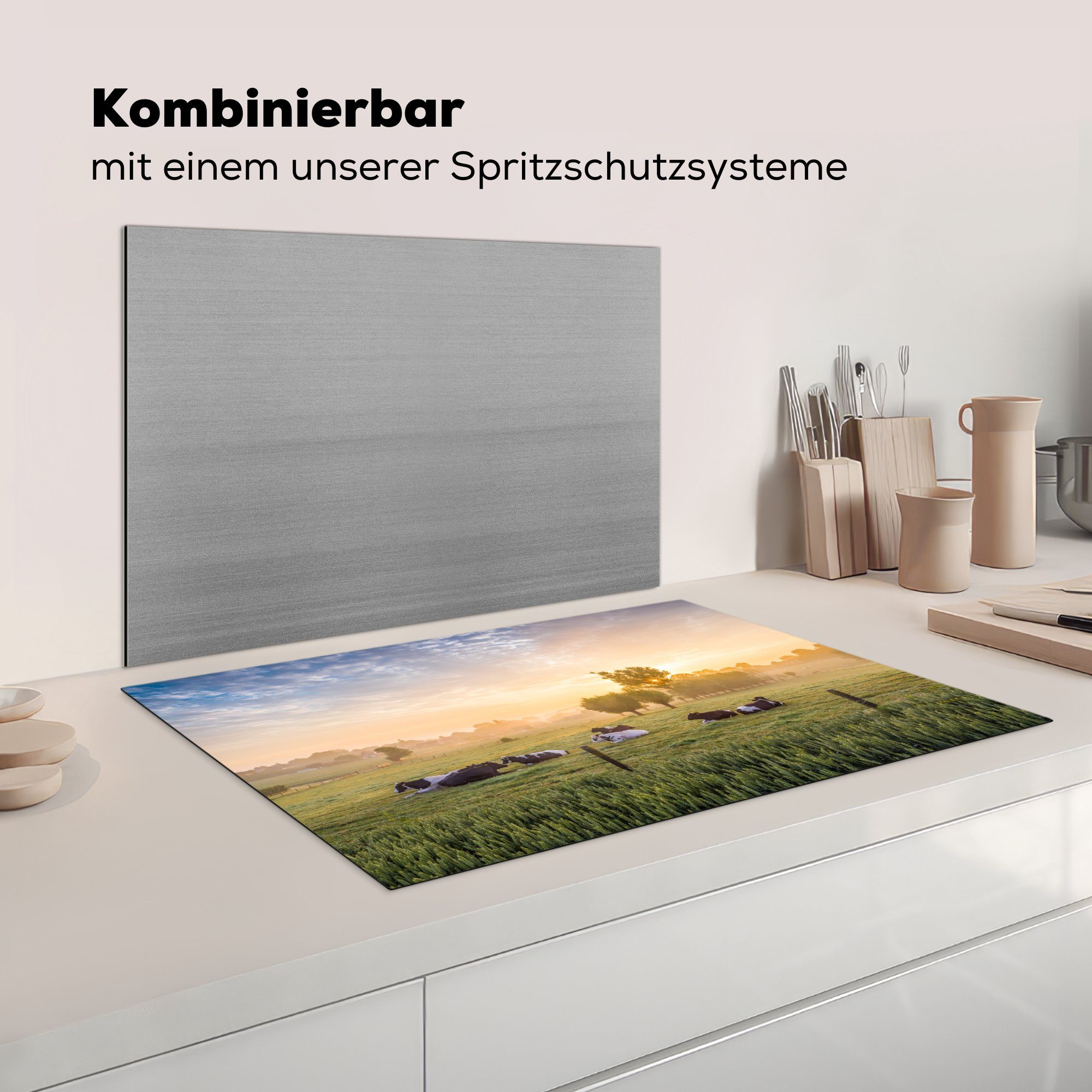 MuchoWow Herdblende-/Abdeckplatte Kuh küche, tlg), - cm, Induktionskochfeld 81x52 Gras, (1 - Schutz für Ceranfeldabdeckung Vinyl, Sonne die