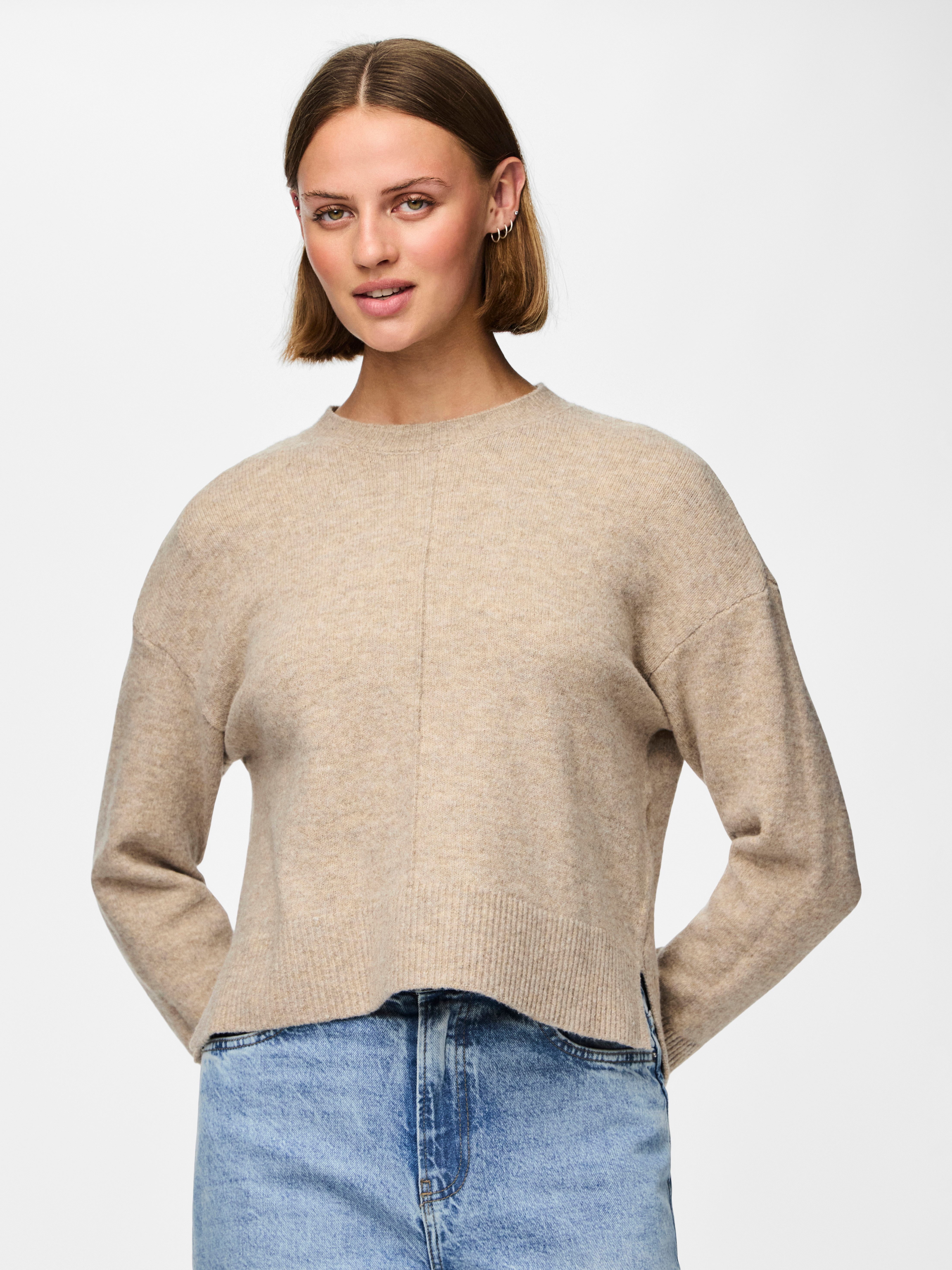 pieces Strickpullover PCMALOU LS O-NECK CUTLINE günstig online kaufen
